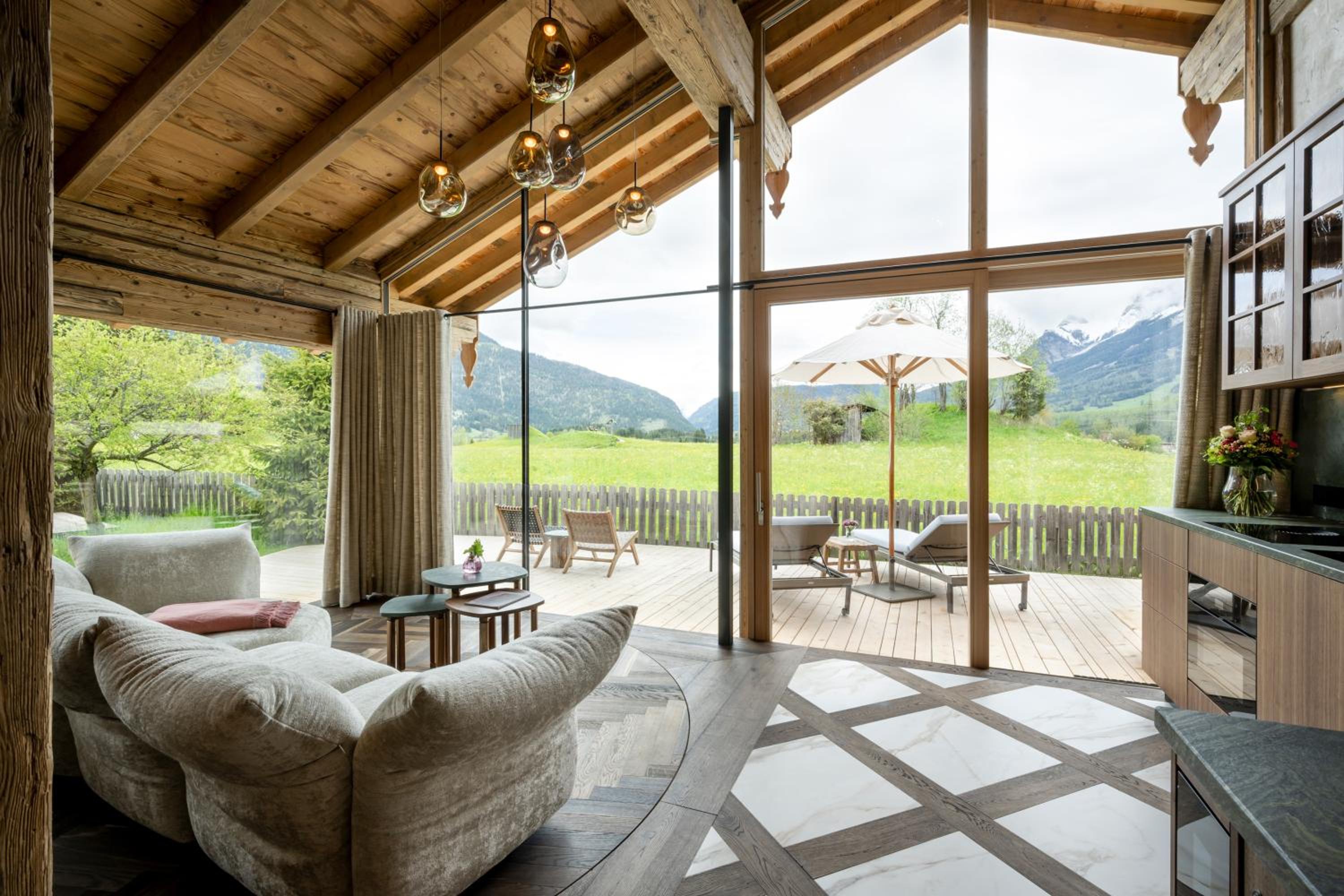 Superior Chalet photo 1