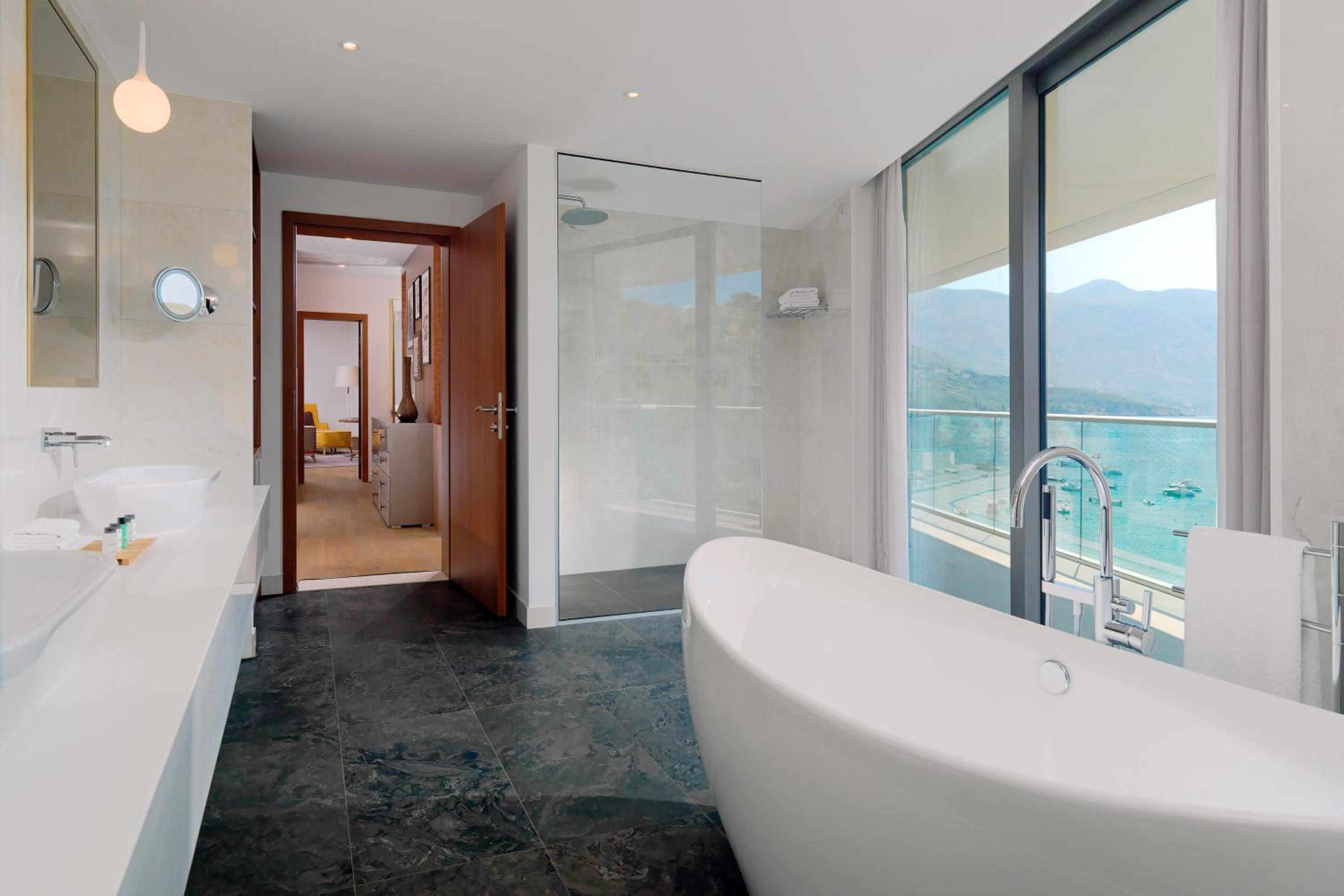 Riviera Suite - One-Bedroom King Suite with Sea View