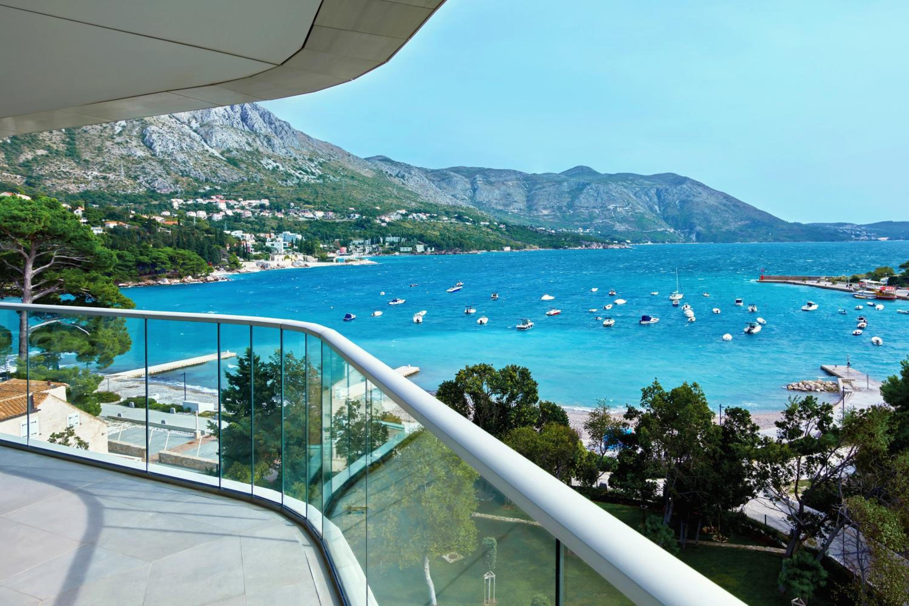 Riviera Suite - One-Bedroom King Suite with Sea View