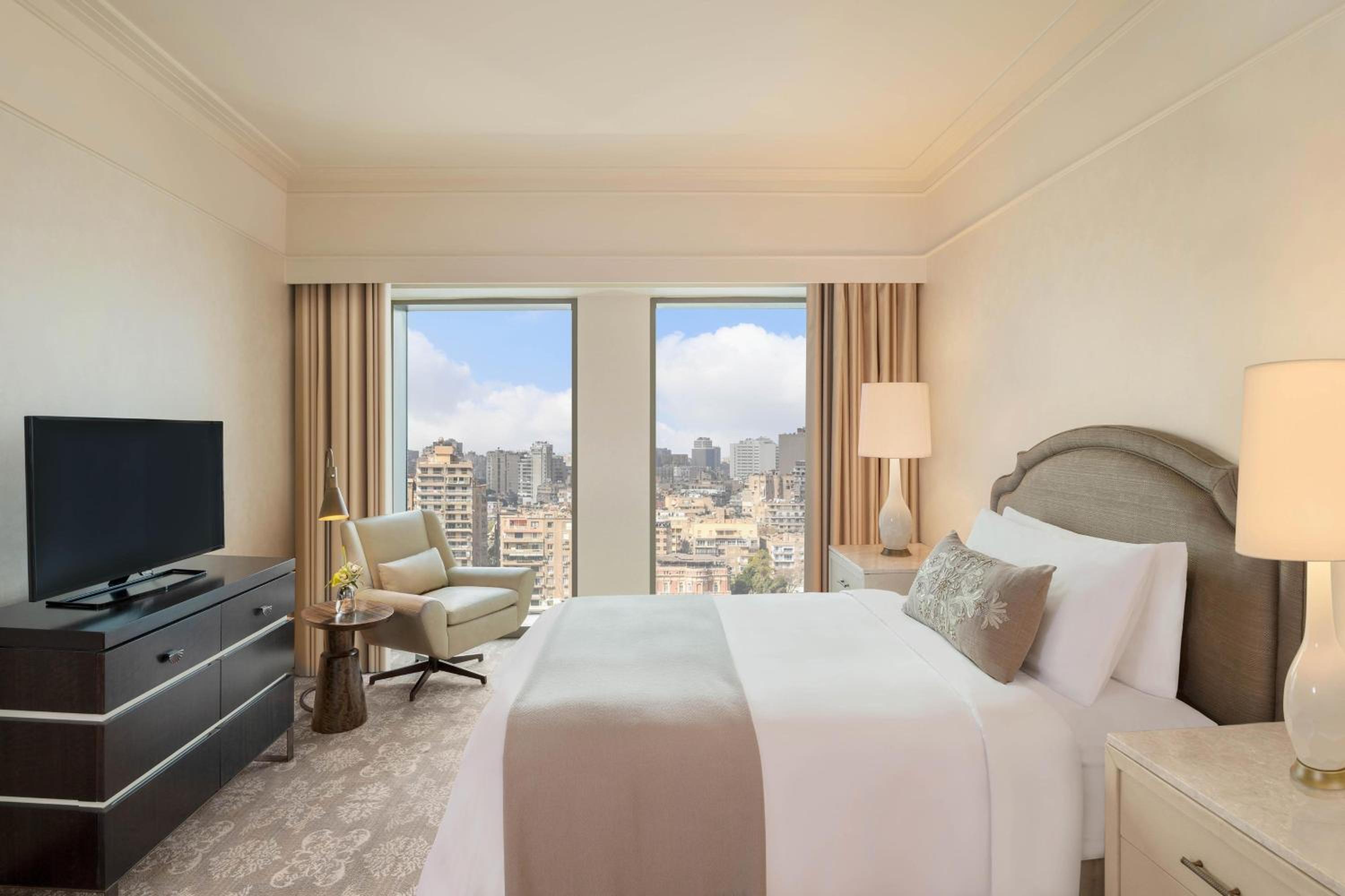 City Apartment, 3 Bedroom Apartment, City view