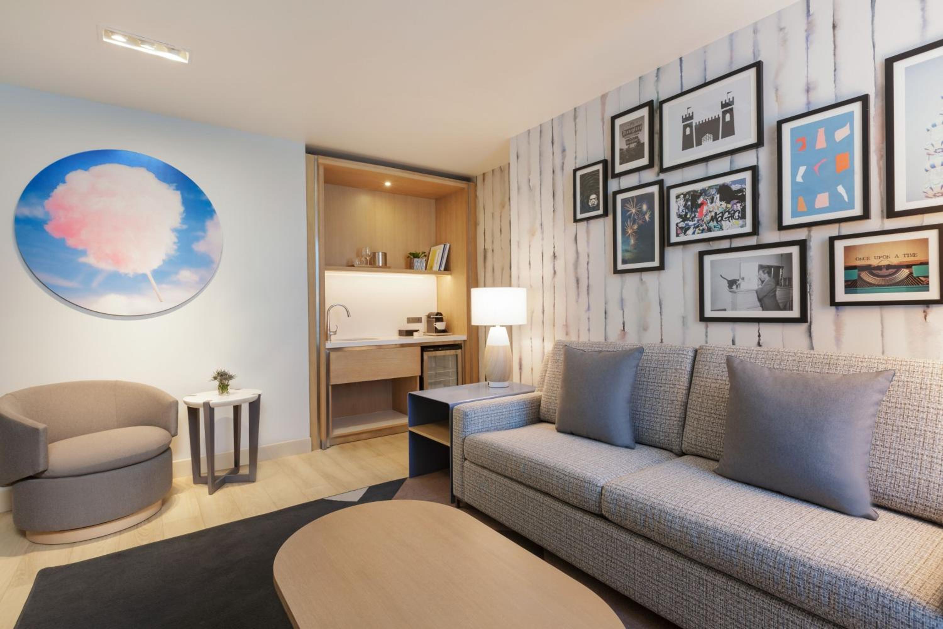 King Suite with Sofa Bed - Photo 2