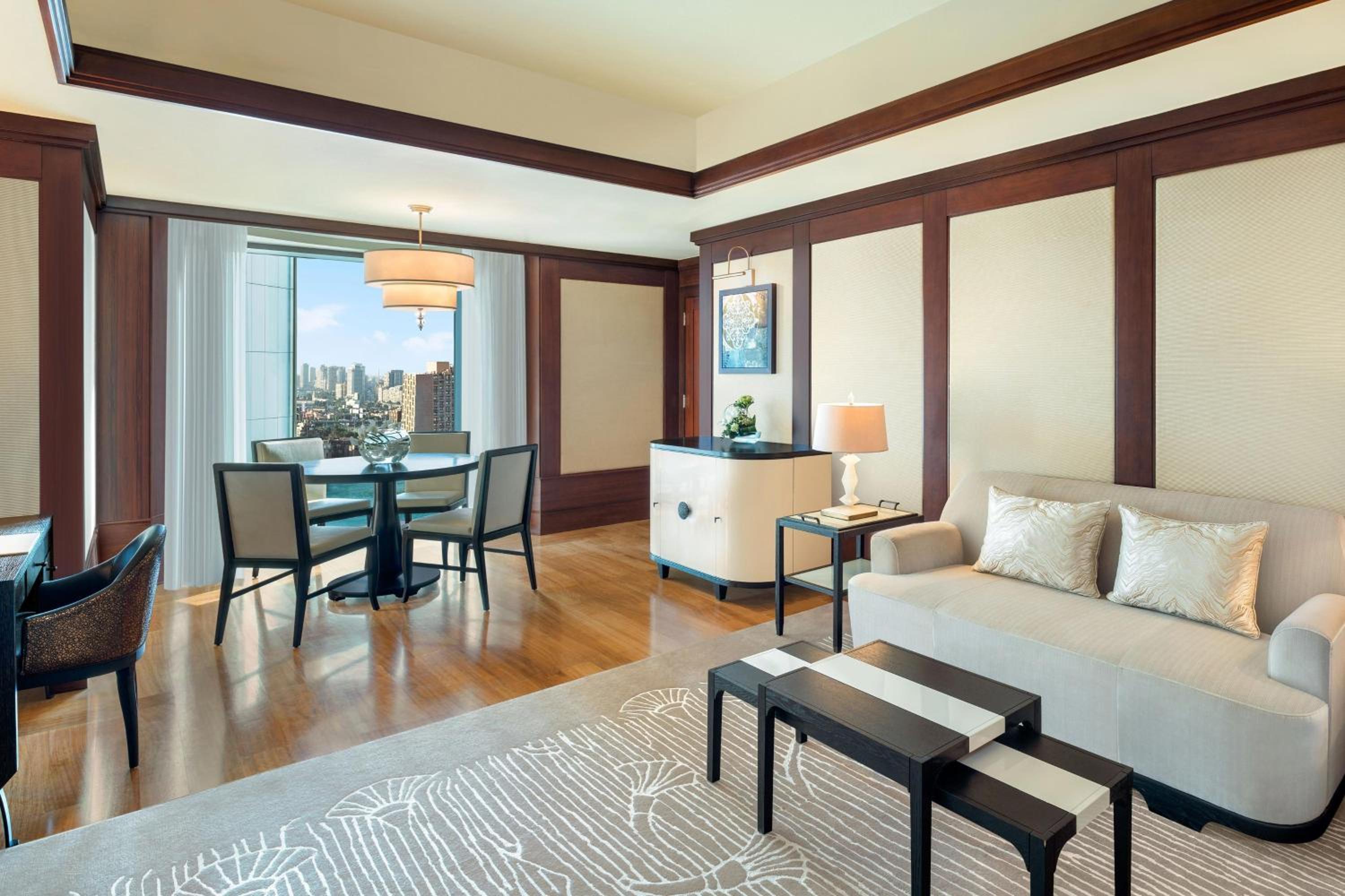 Metropolitan Suite, 1 Bedroom Suite, 1 King, Partial Nile View