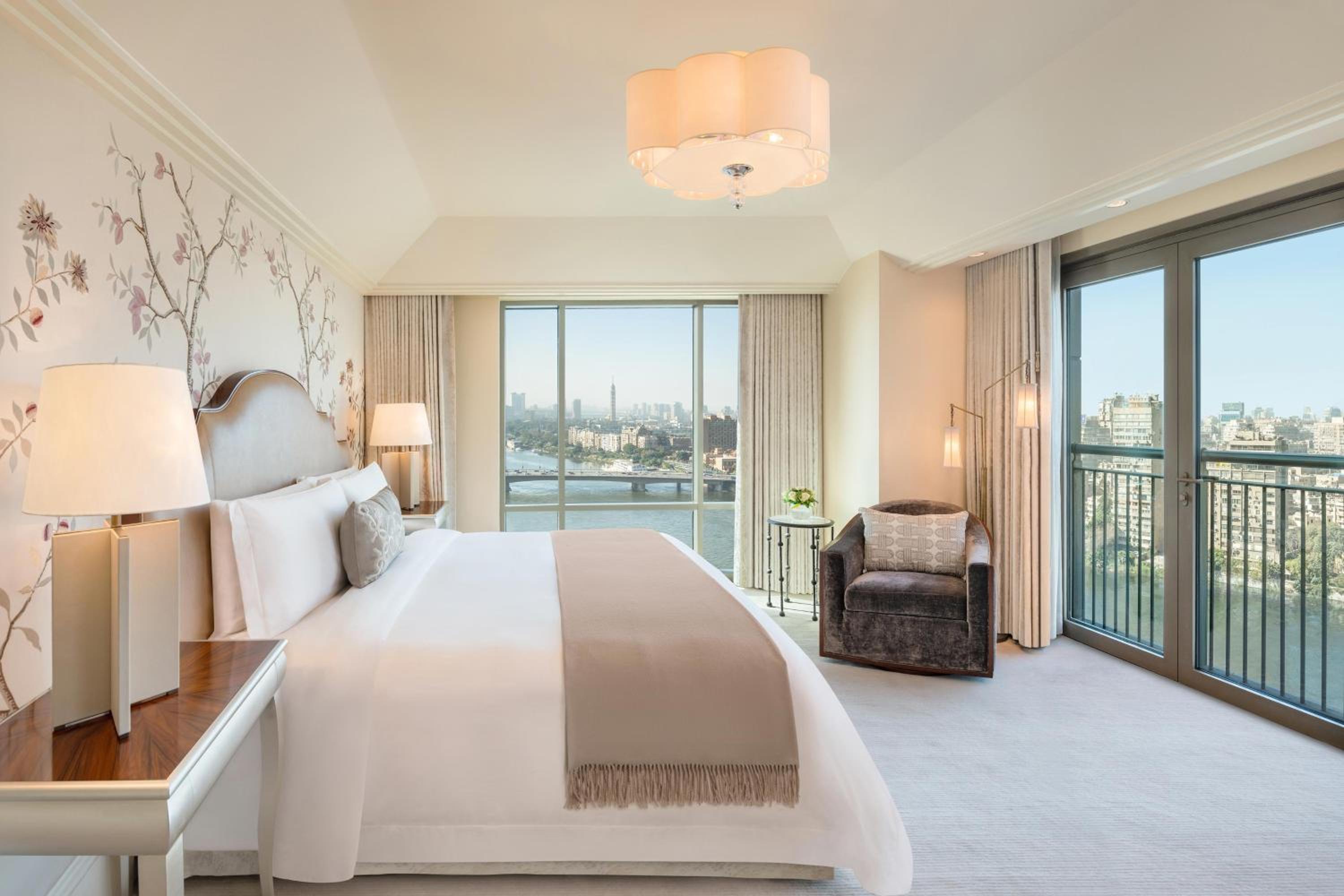 Royal Suite, 2 Bedroom Larger Suite, The Nile view