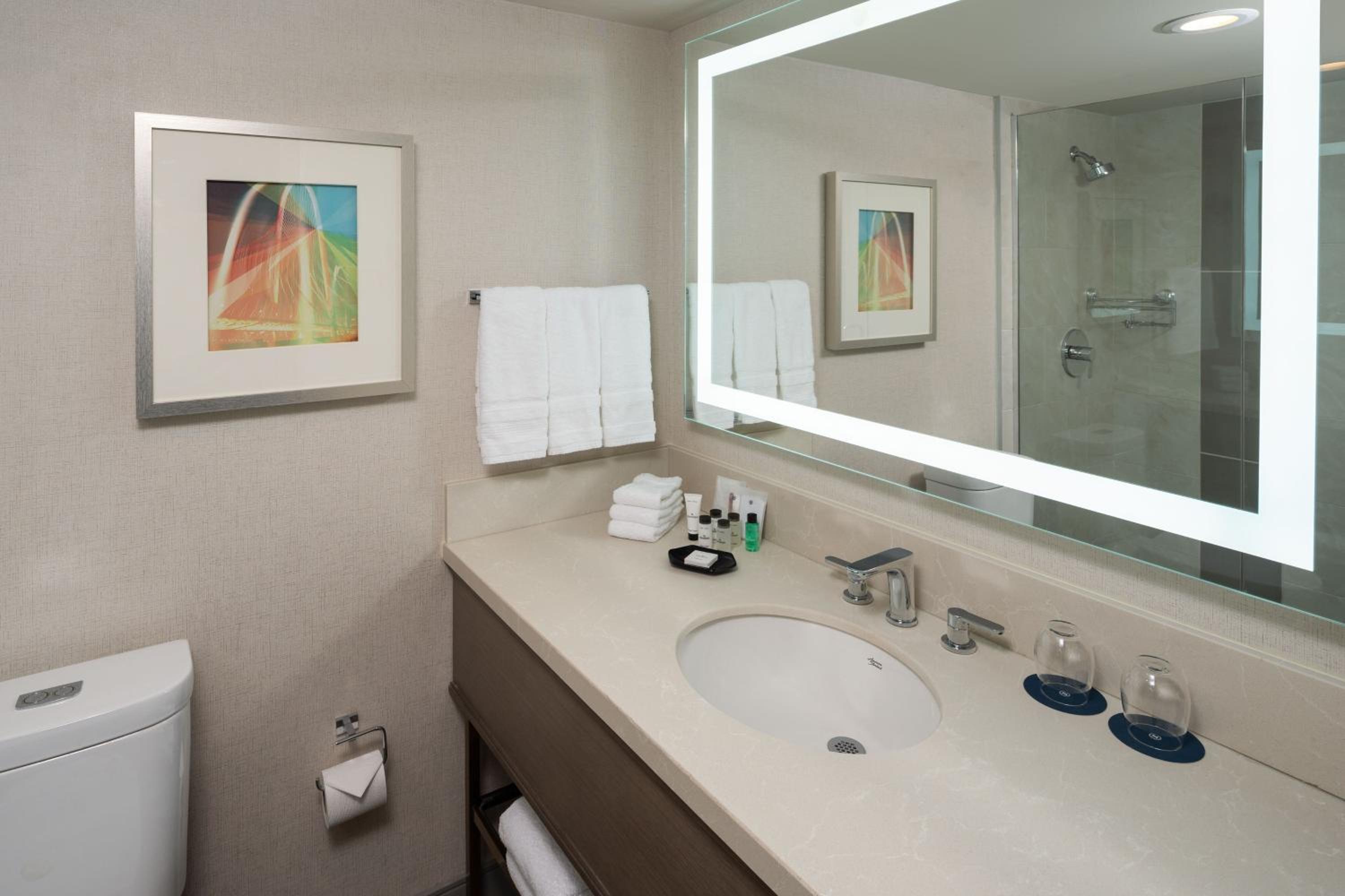 Club level, Guest room, 1 King - Photo 6