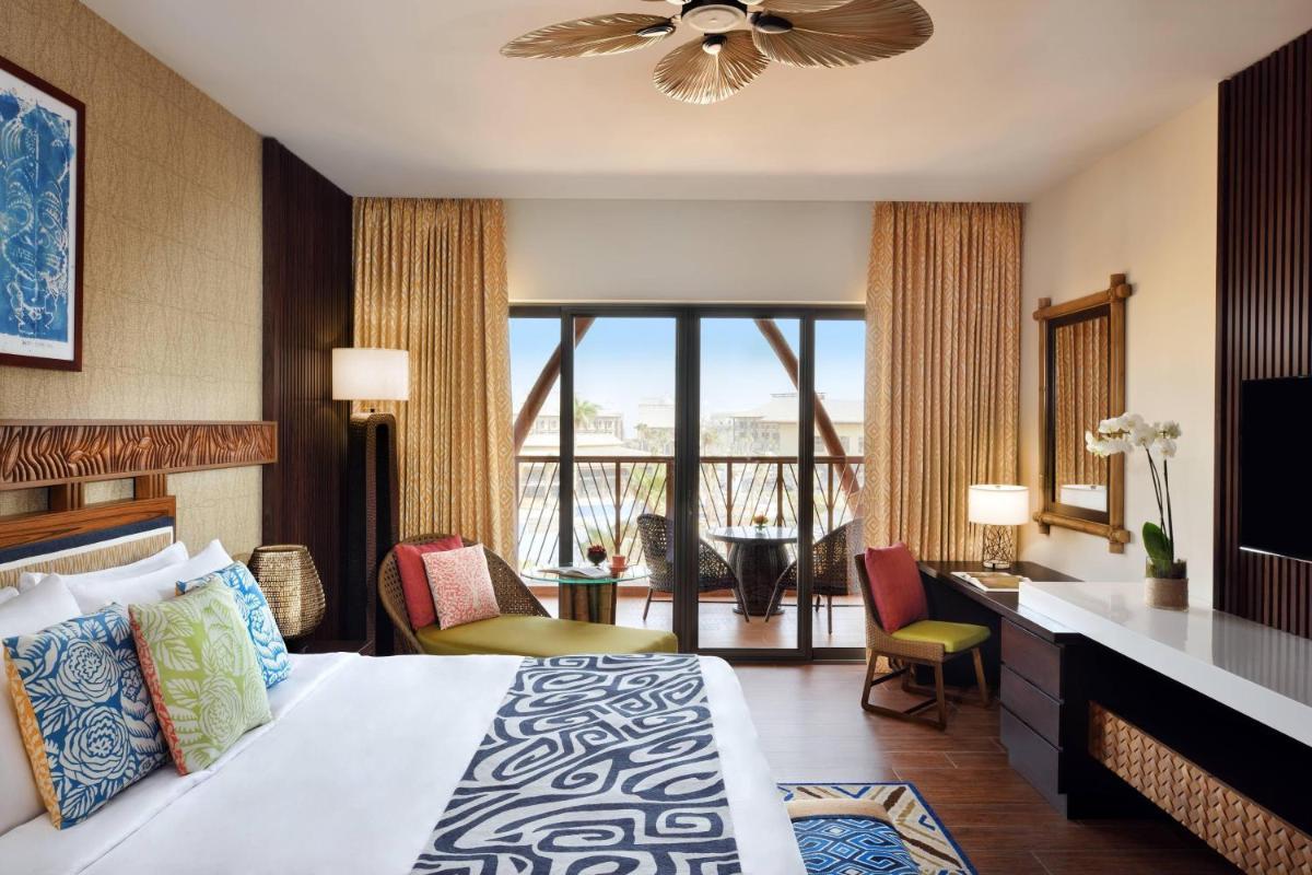 Room with Theme Park Access, Guest room, 1 King, River view (Complimentary Shuttle to JBR Beach, MOE & Dubai Mall) photo 3