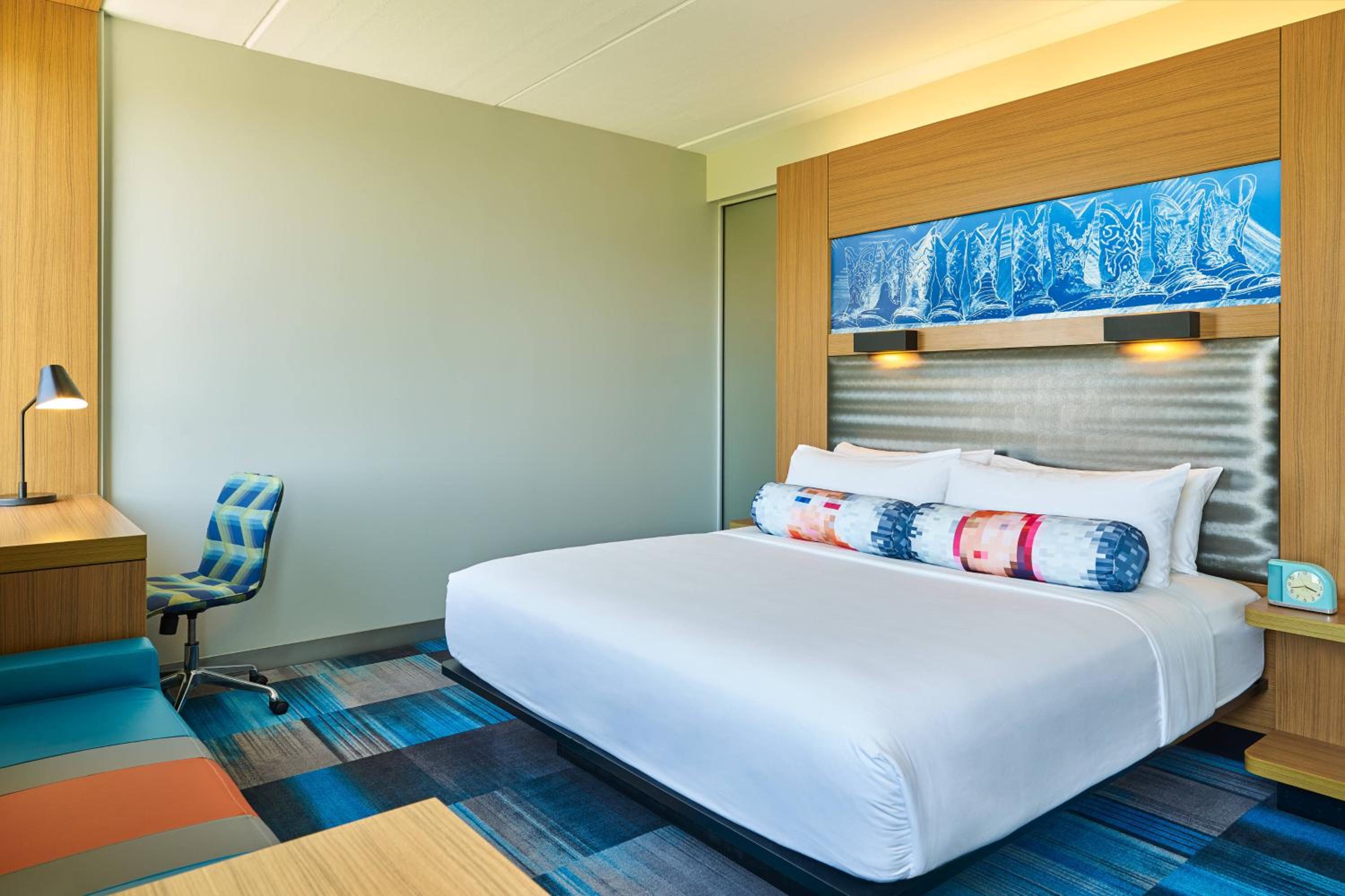 Aloft King Room, Guest room, 1 King - Photo 1