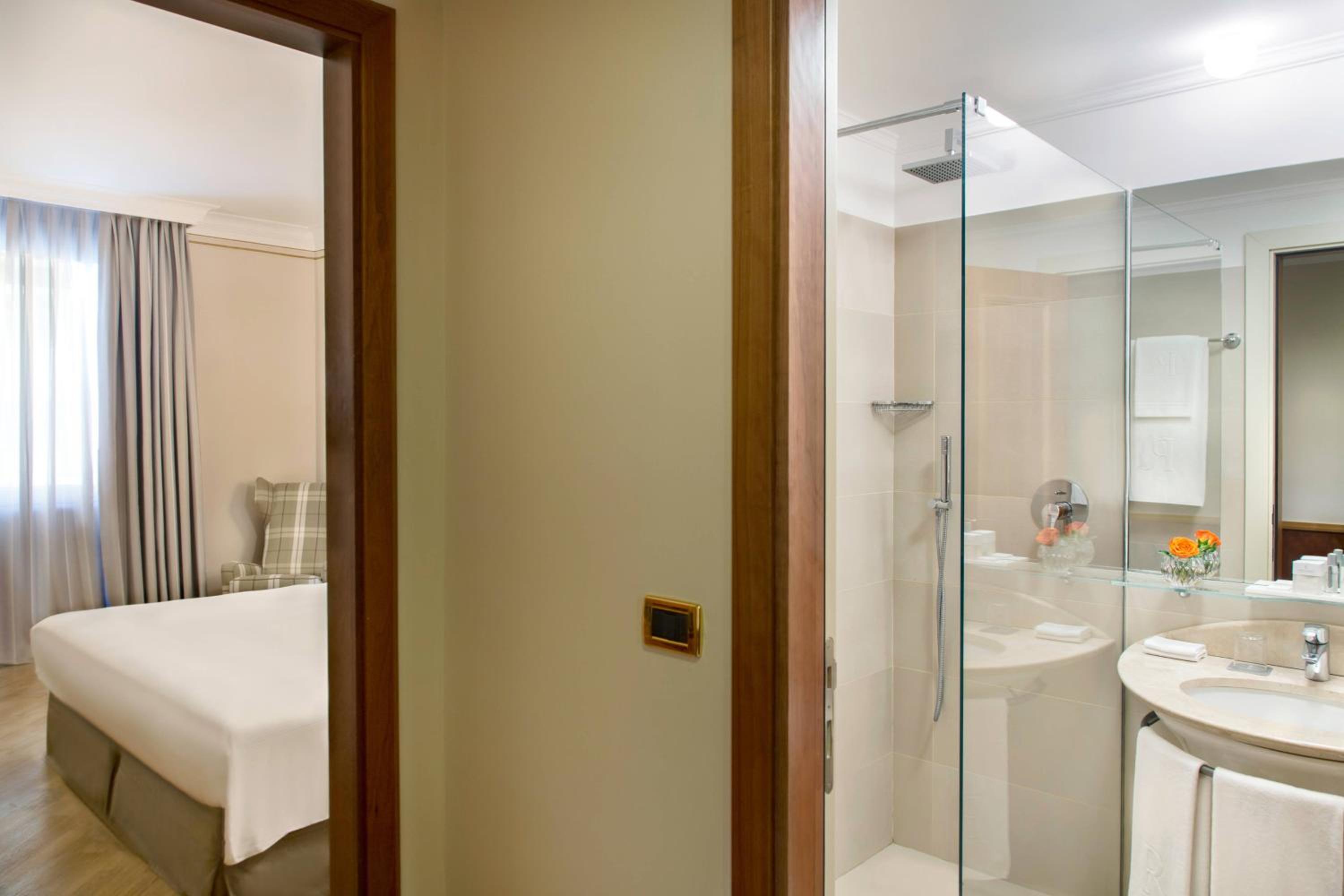 Superior King, Guest room, 1 King