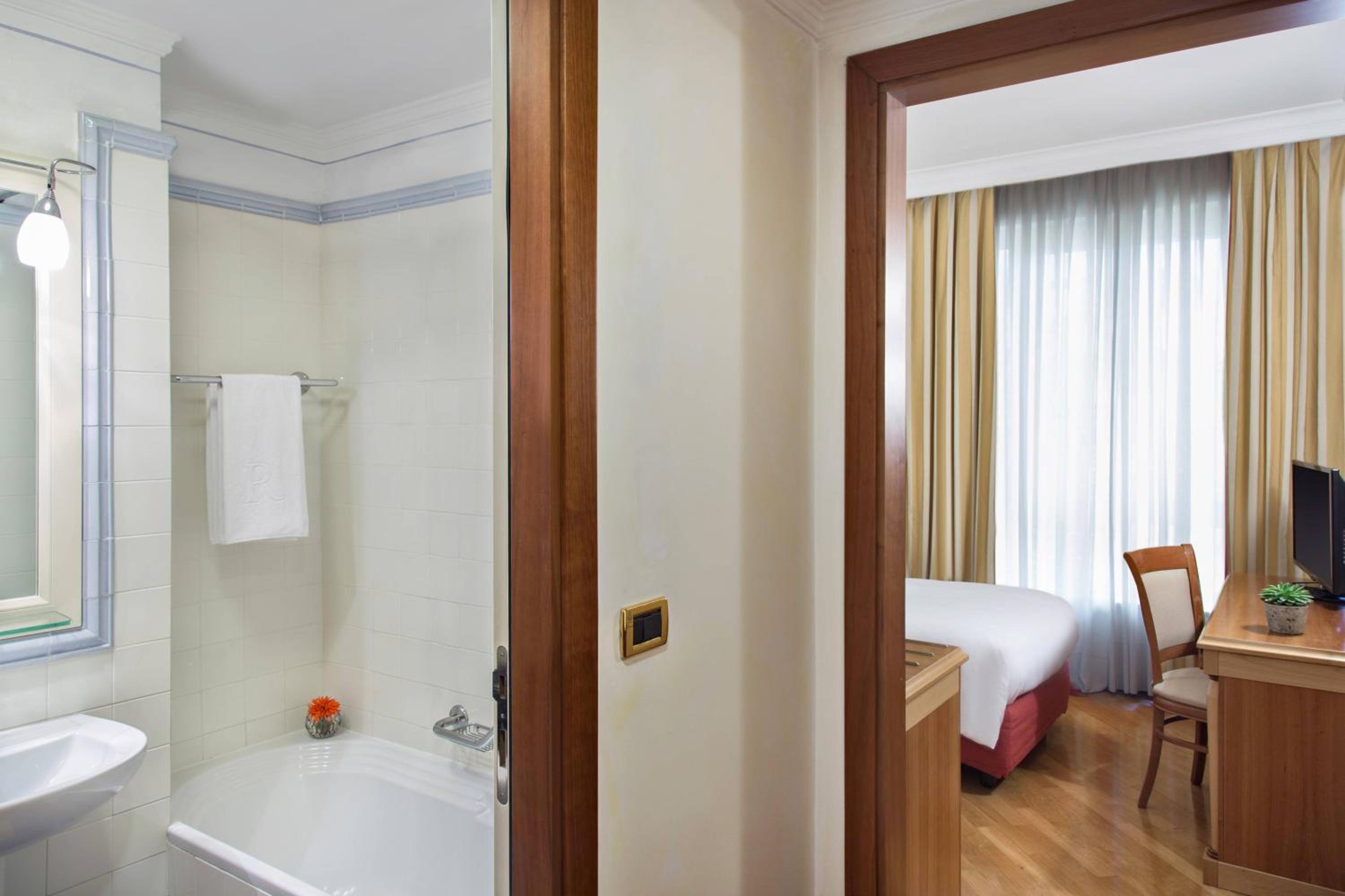 Classic Single Room