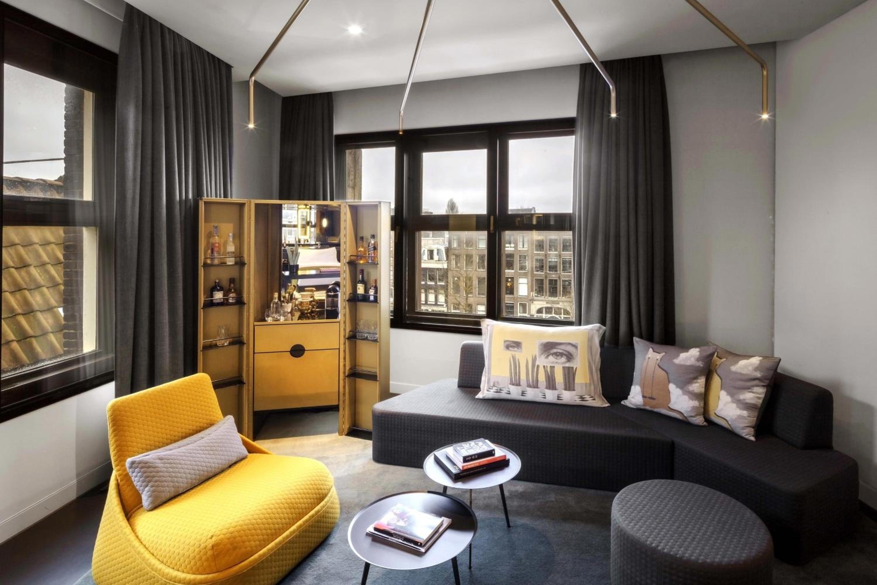 Superior King Suite photo 1