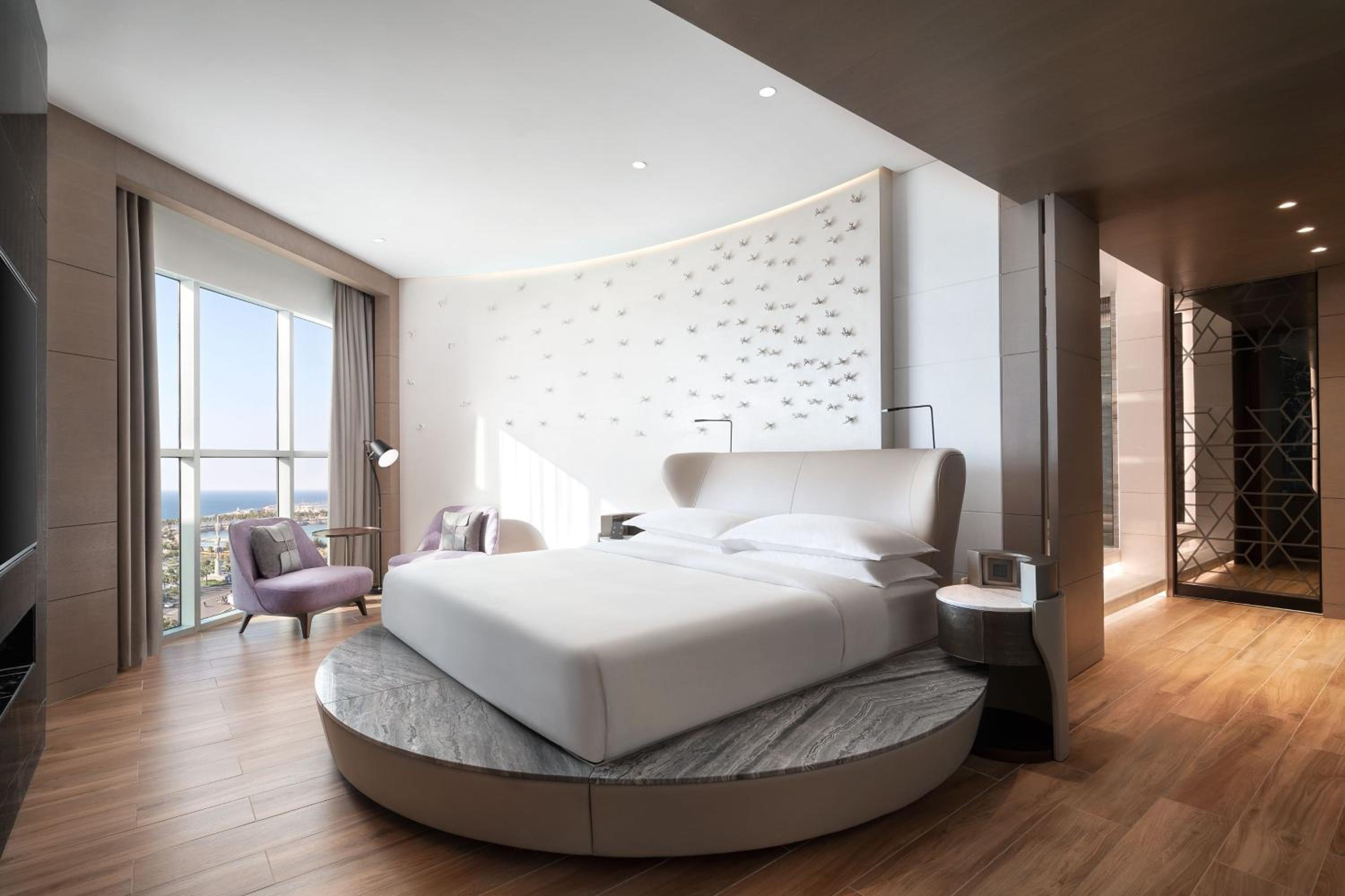 Royal Suite, Club lounge access, 1 Bedroom Suite, 1 King