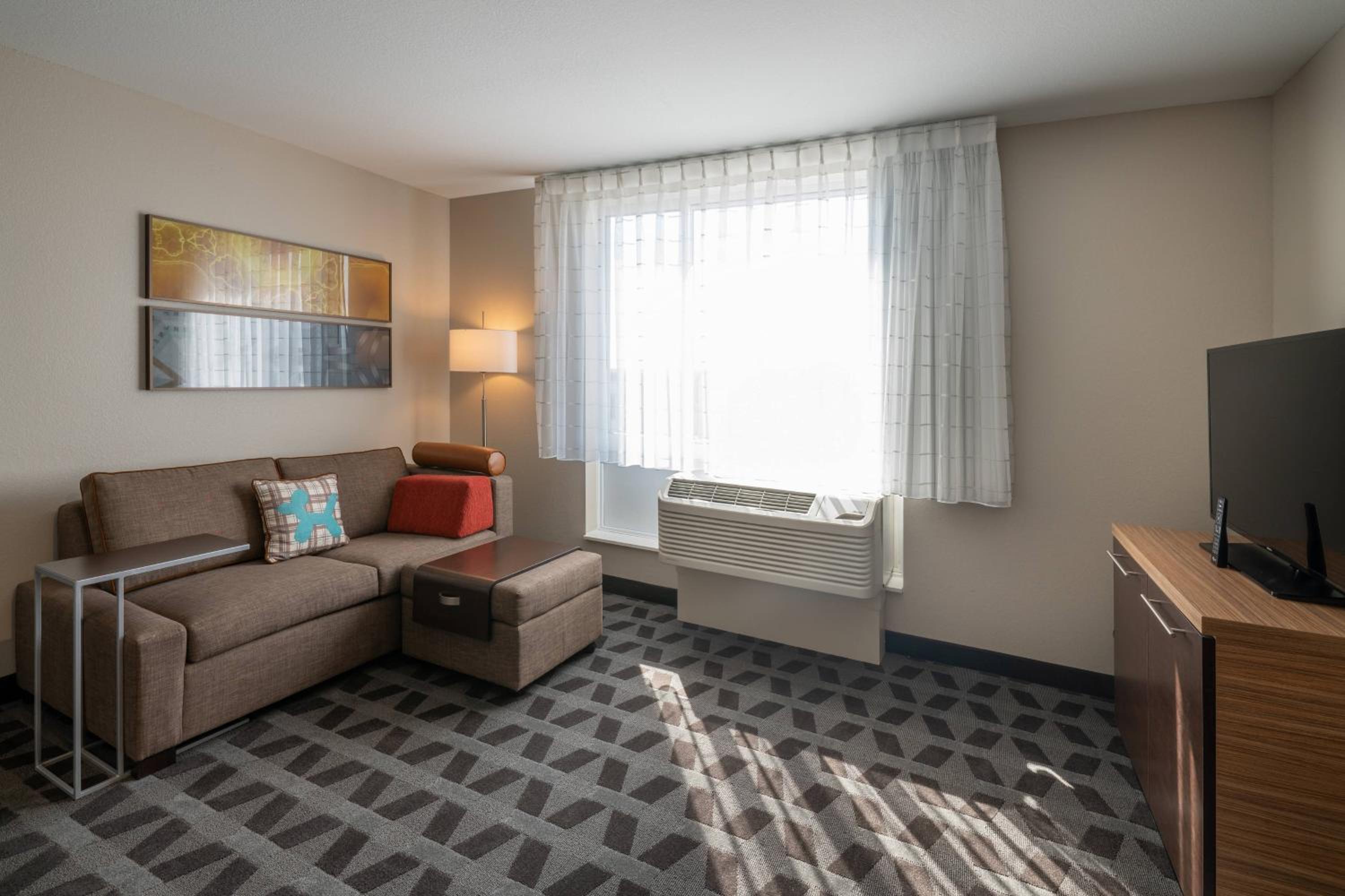 One-Bedroom Queen Suite with Sofa Bed