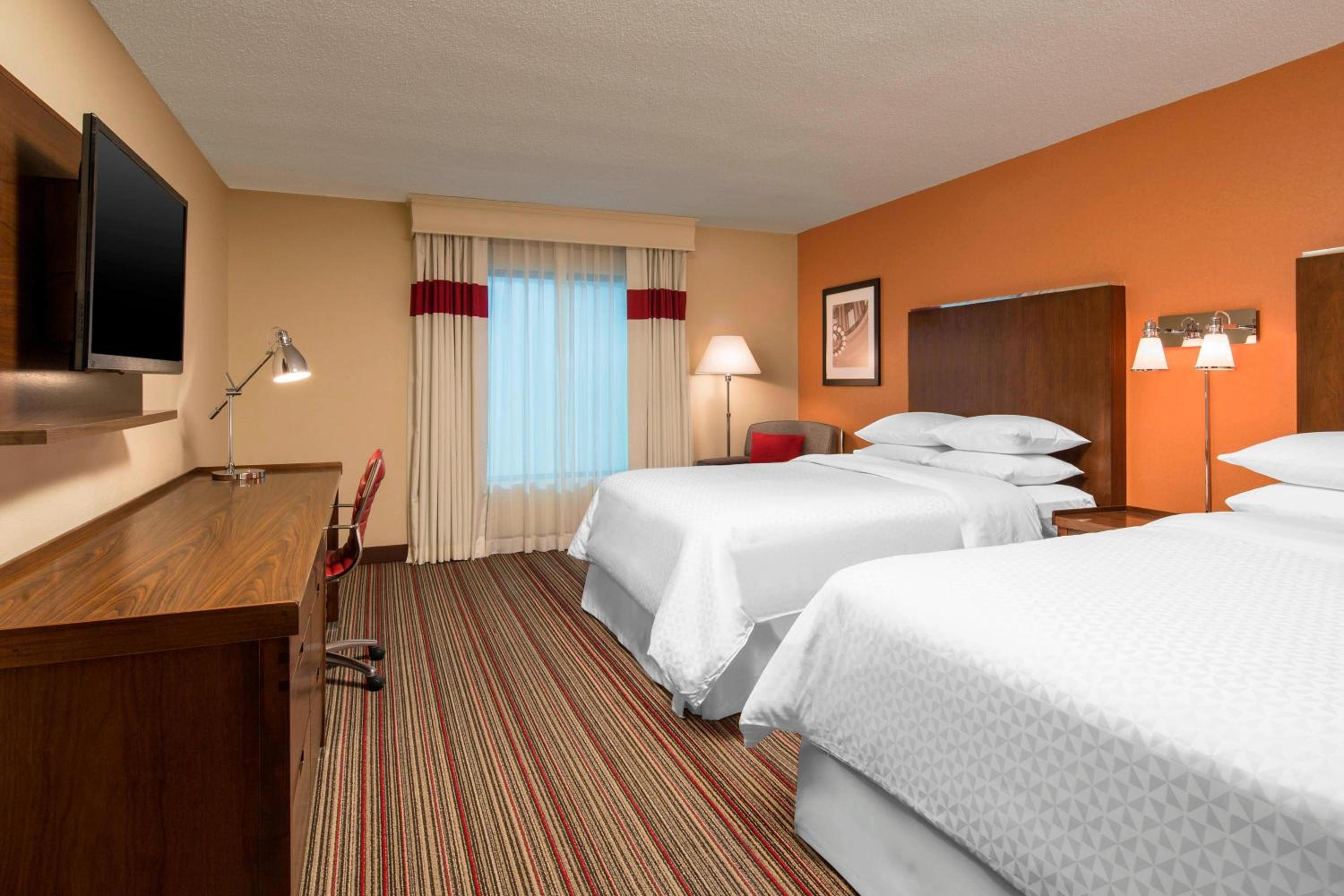 Guest room, 2 Queen - Photo 1