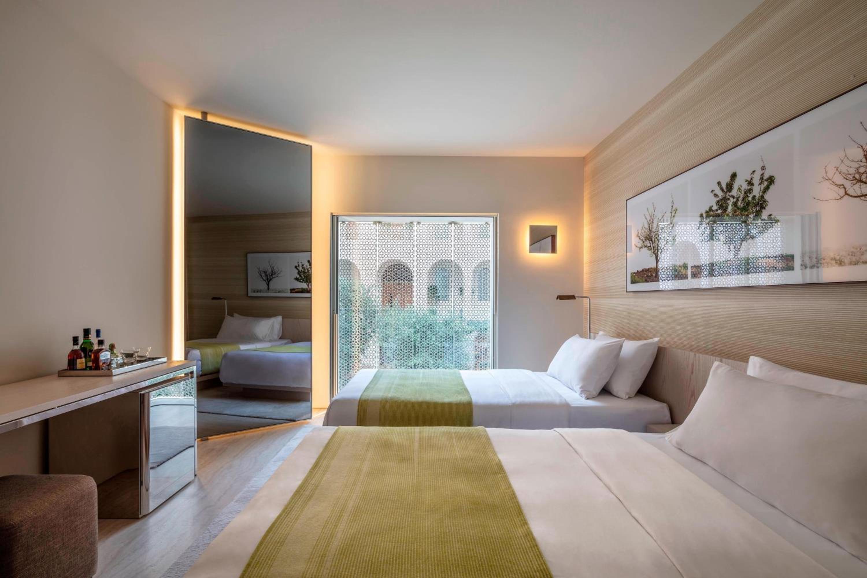 Deluxe, Guest Room, 2 Single Beds, Contemporary