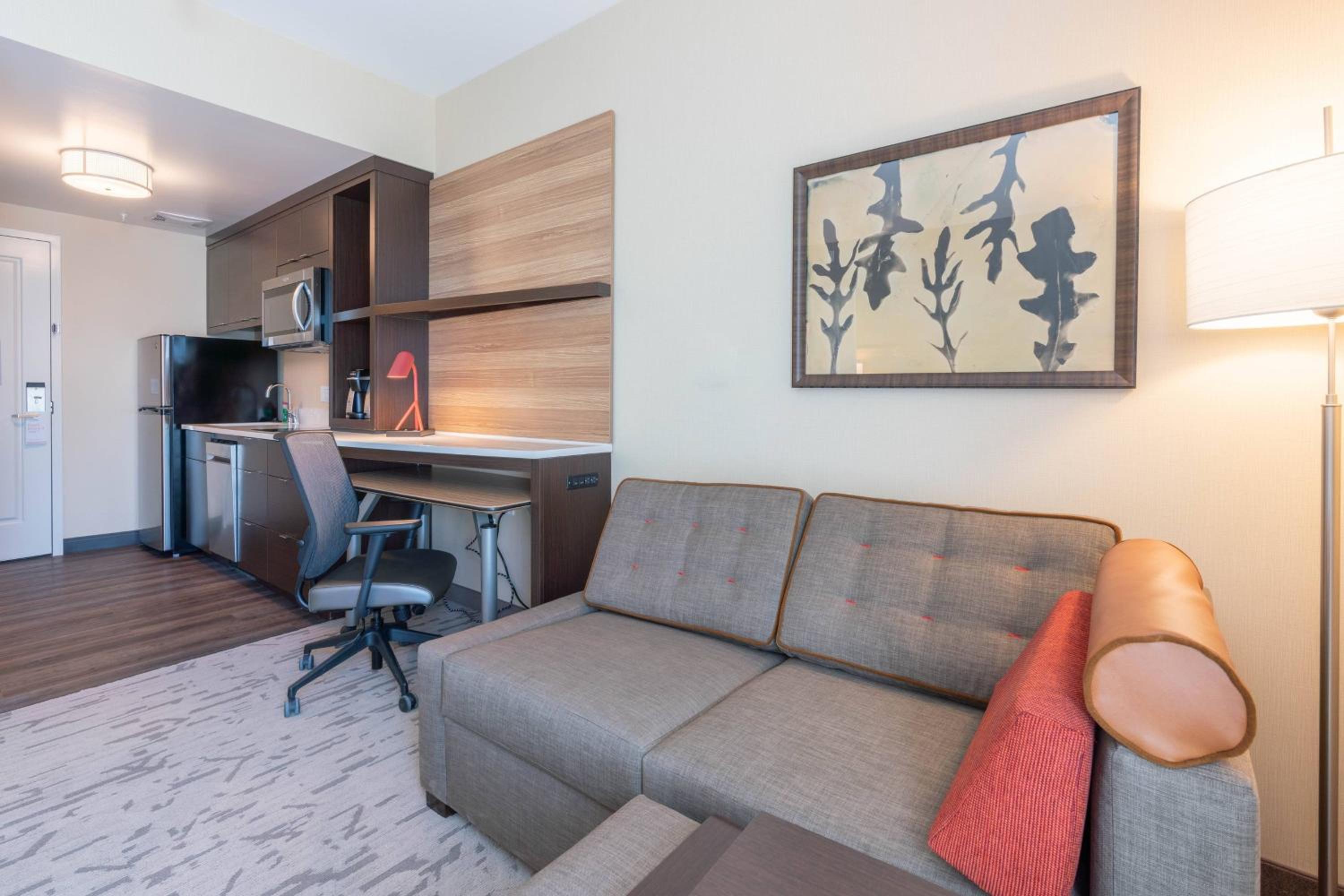 Studio, 1 King, Sofa bed - Photo 1