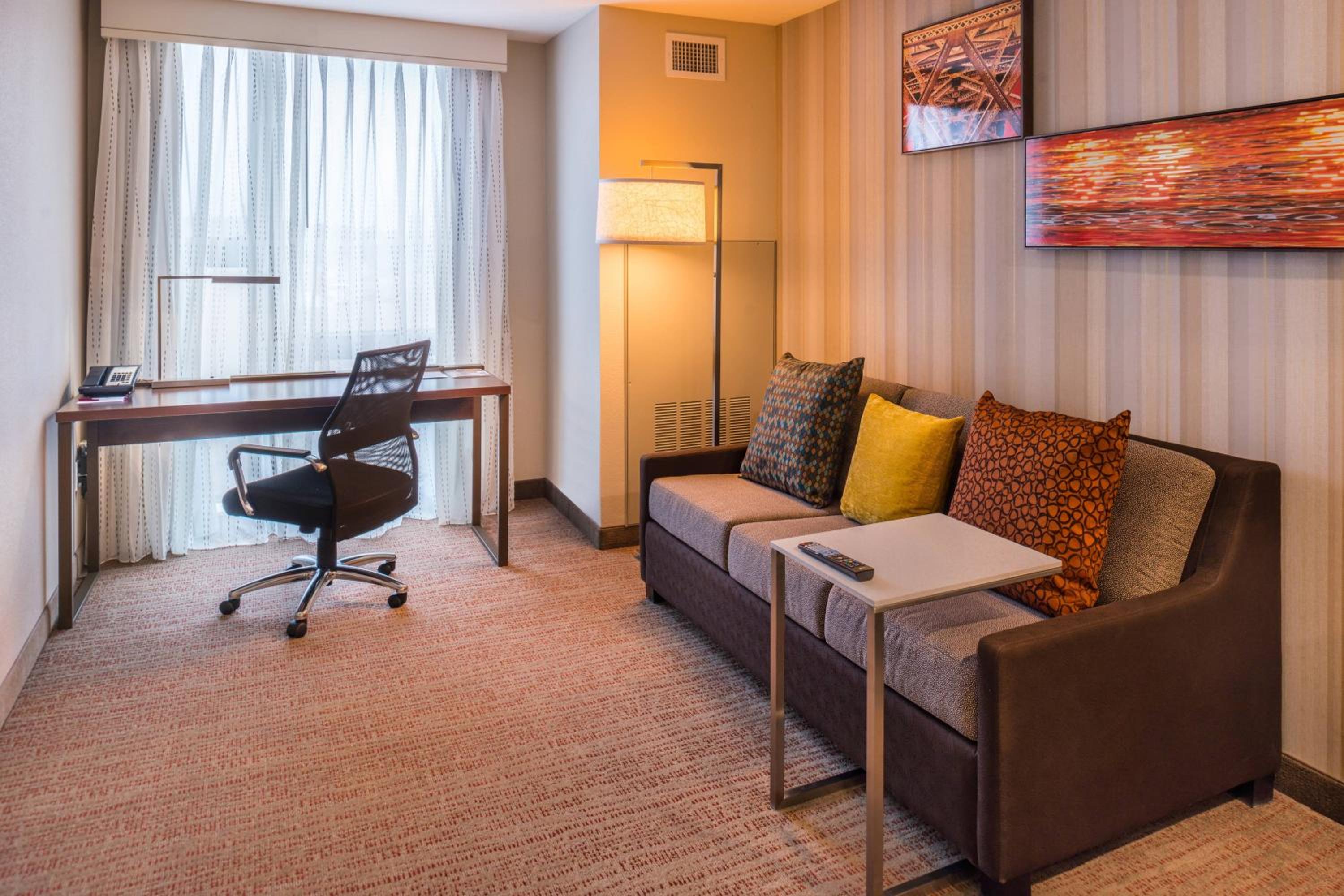 One-Bedroom King Suite with Sofa Bed - Hearing Accessible photo 2