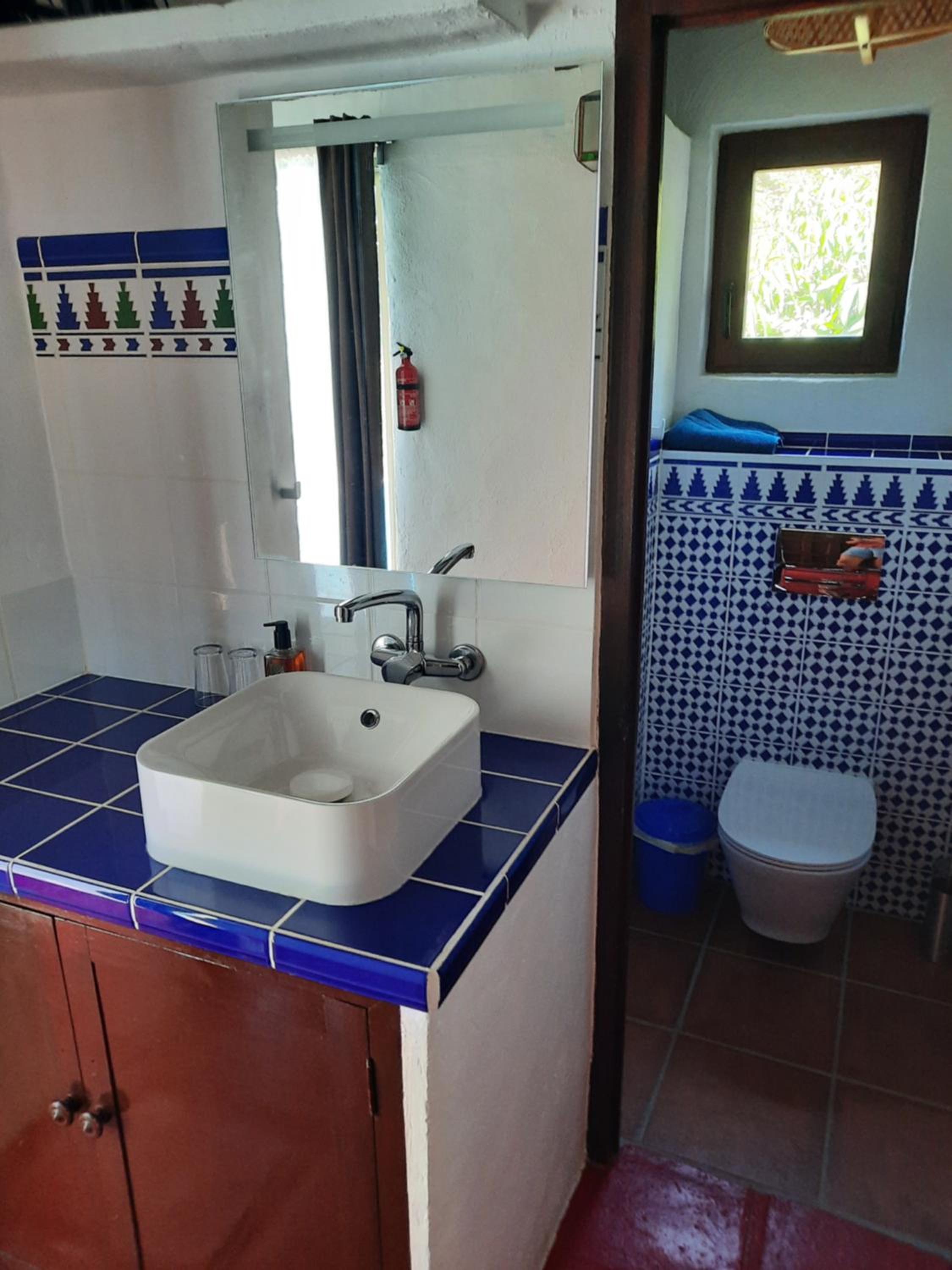 King Room with Pool View - Photo 2