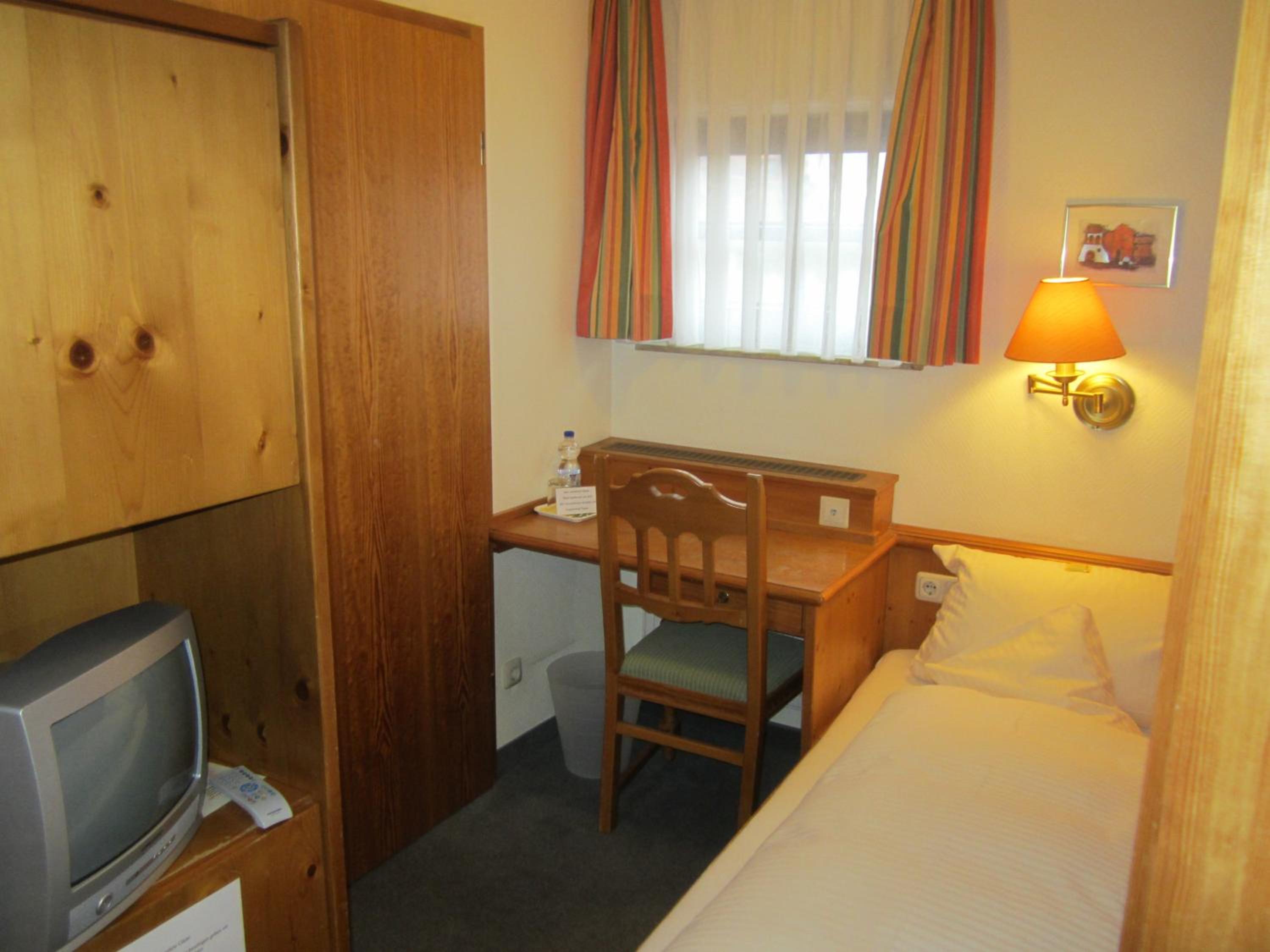 Economy Single Room photo 3