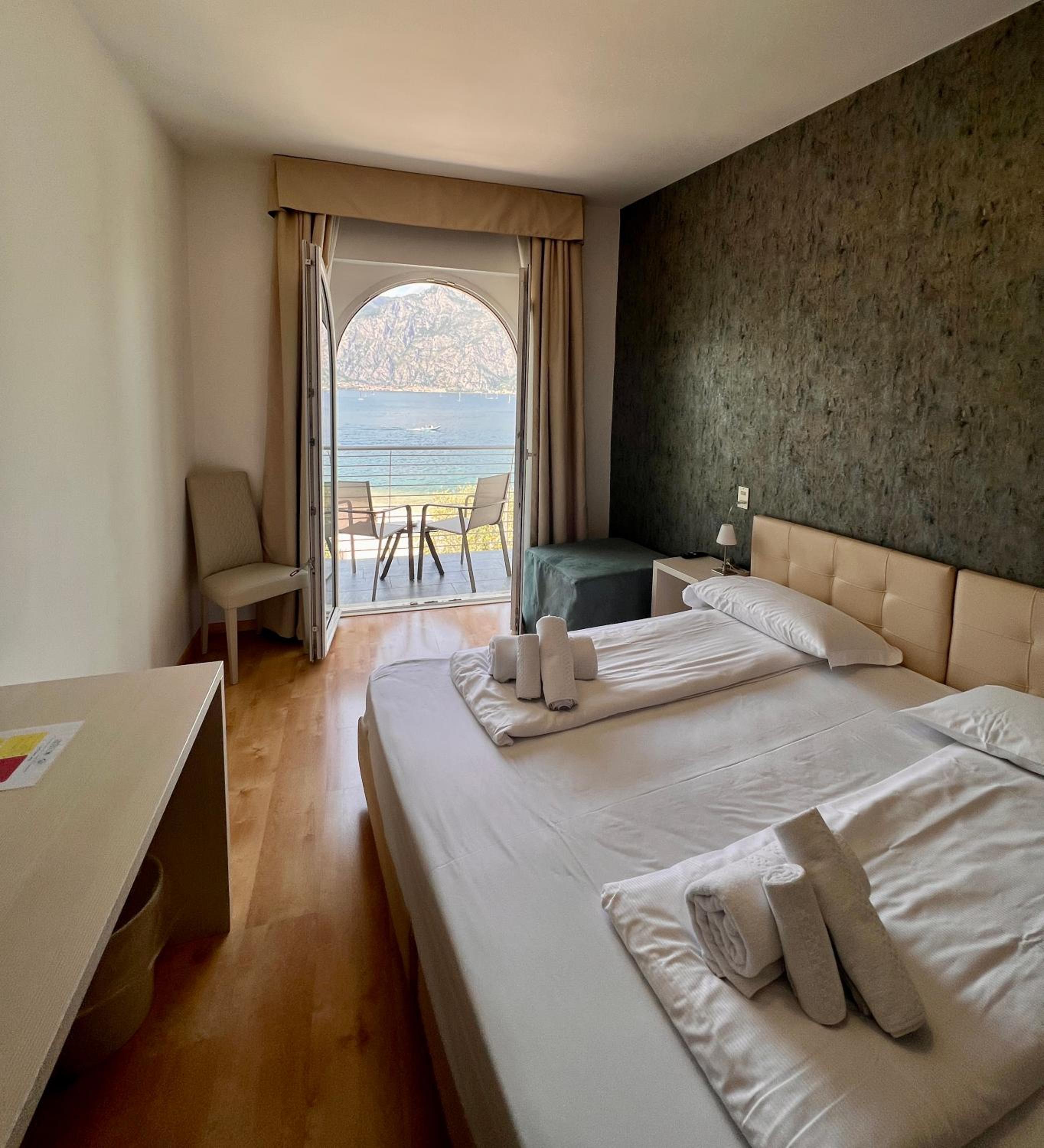 Superior Double Room - Photo 7