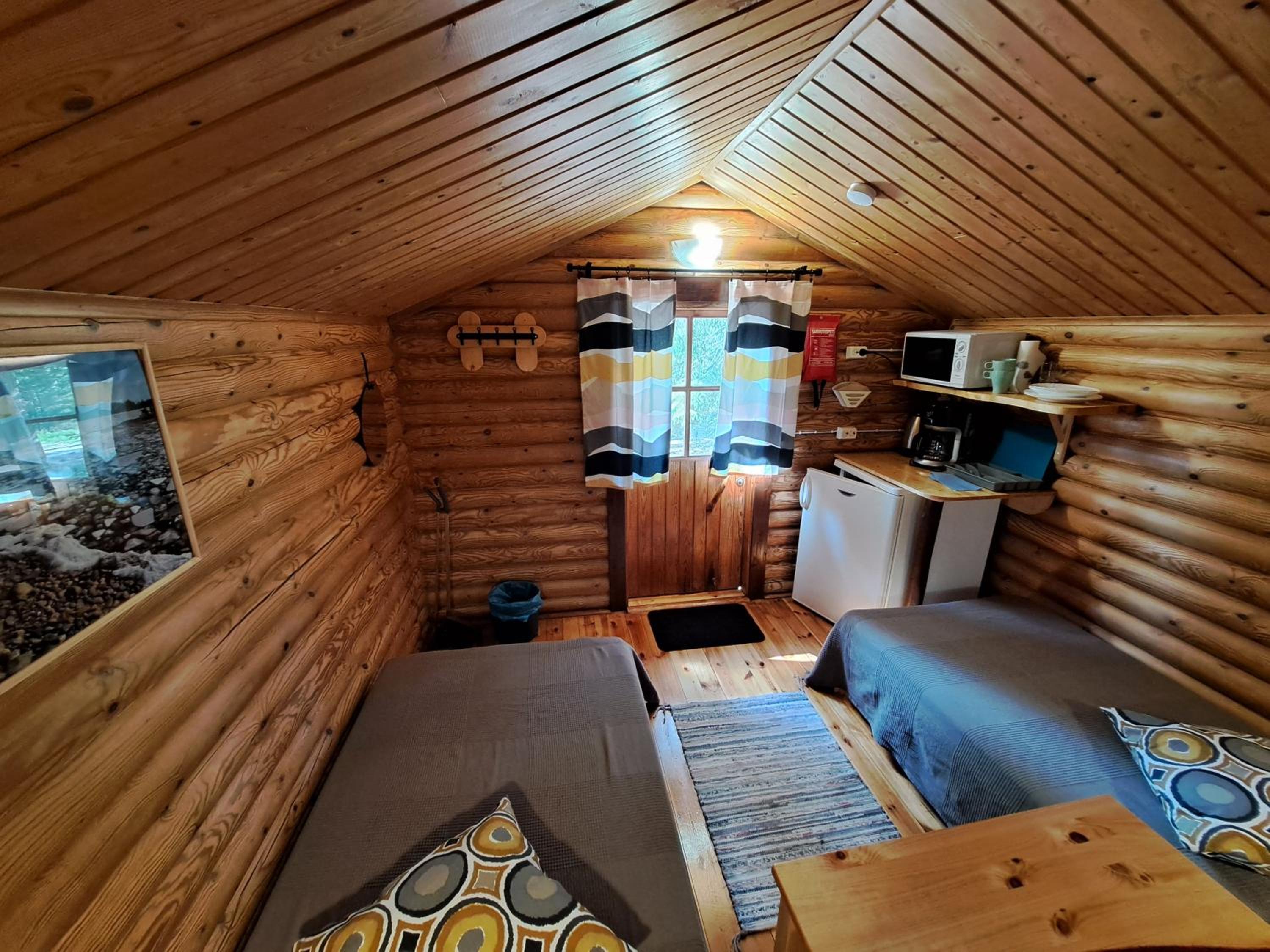One-Bedroom Bungalow - Photo 10