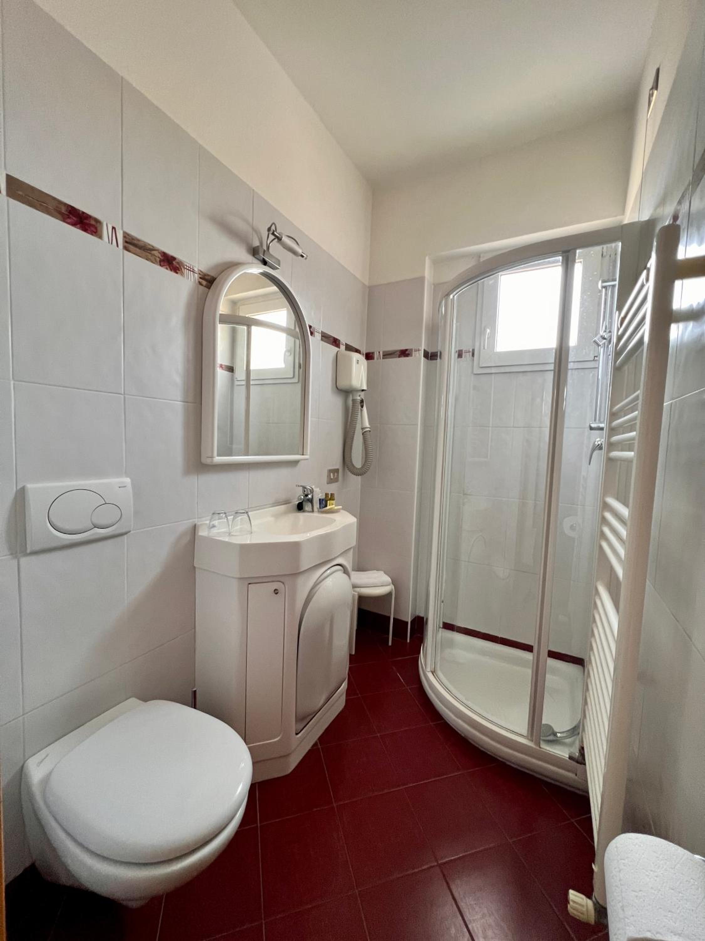 Superior Triple Room - Photo 6