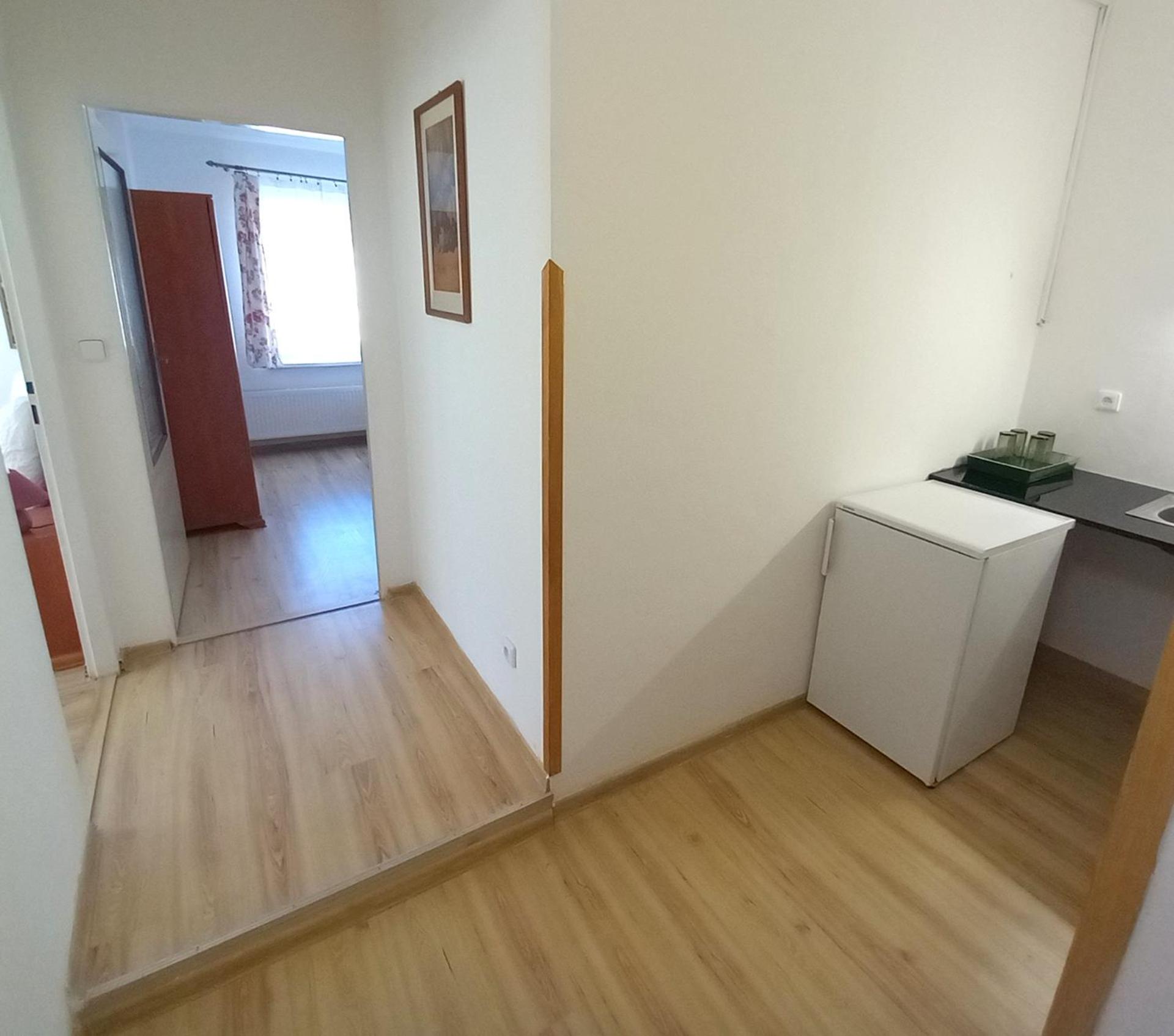 Superior King Suite photo 2