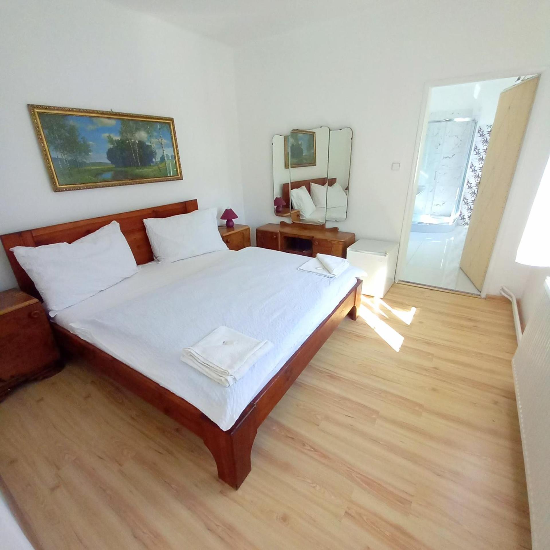 Two-Bedroom Suite photo 2