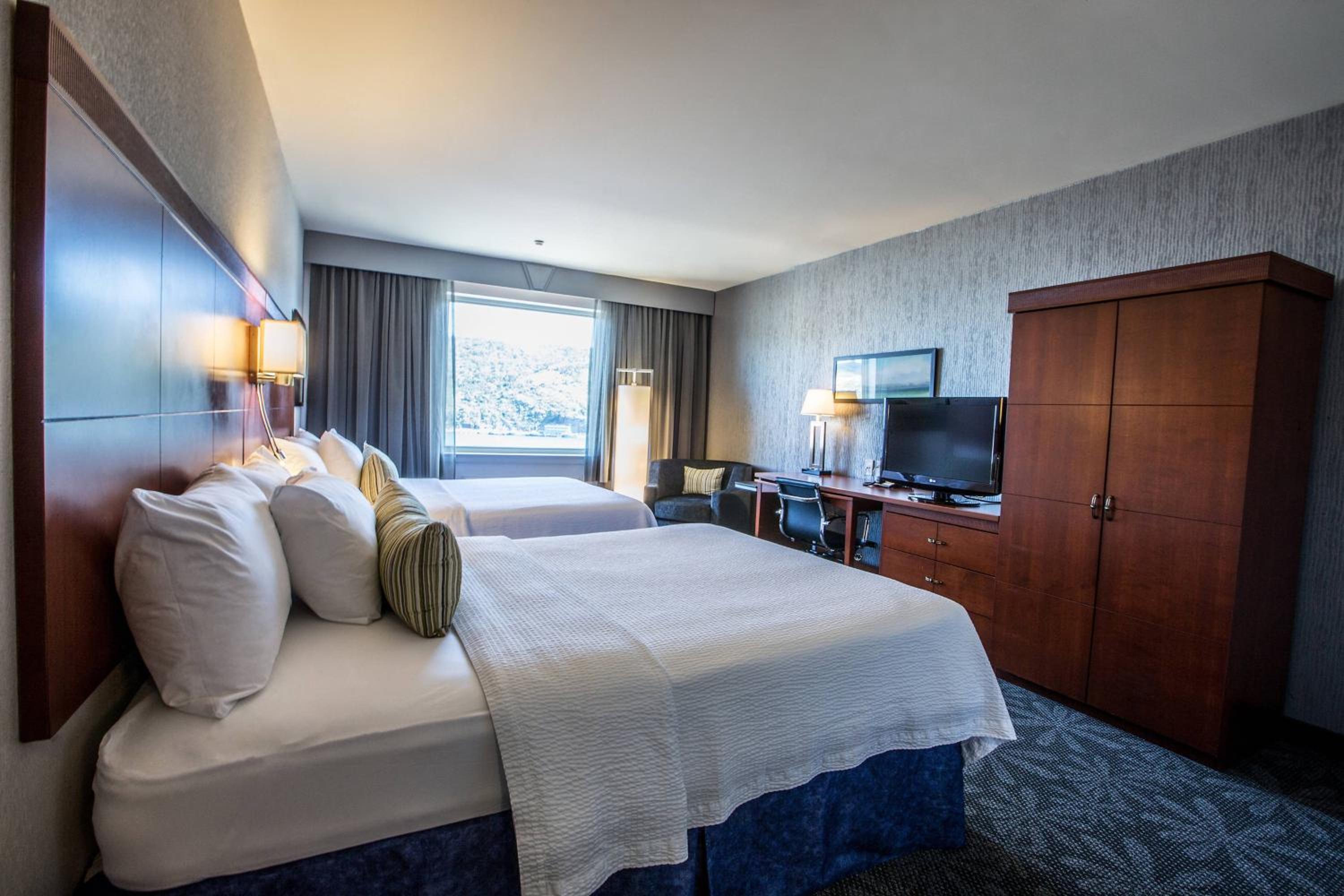 Queen Room with Two Queen Beds and Harbor View