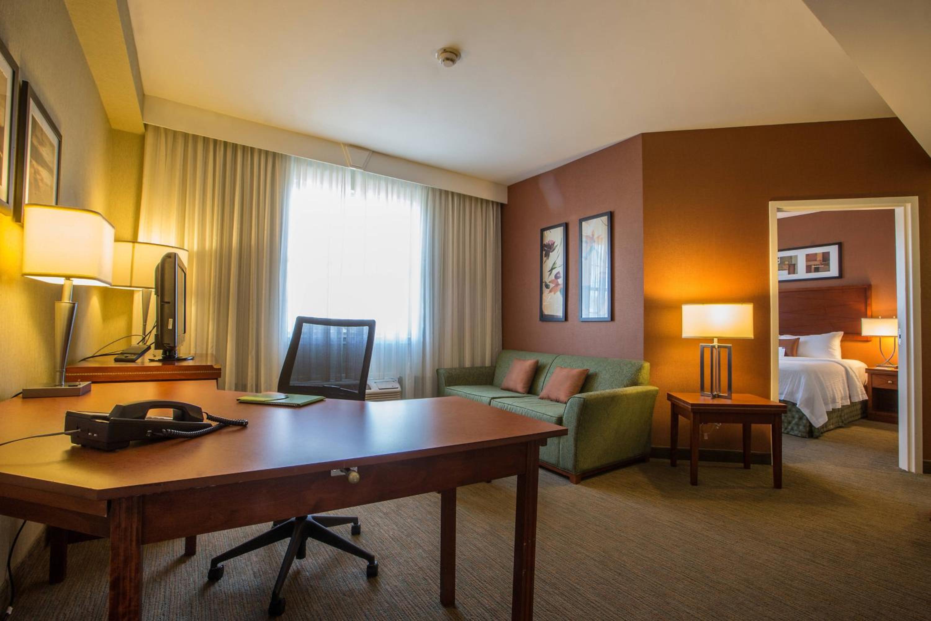 One-Bedroom Suite with Harbor View