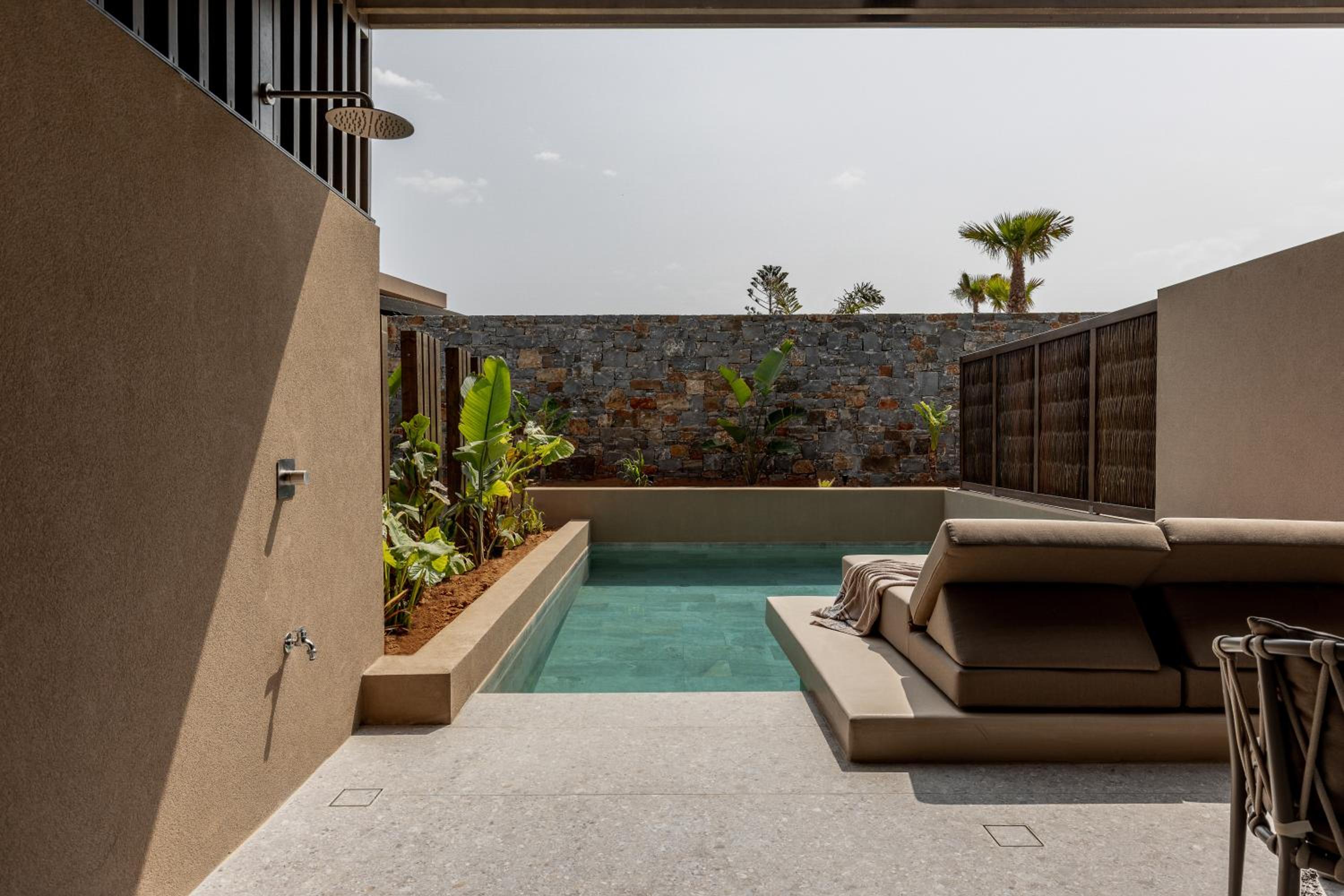 Breeze Deluxe Double with Private Pool - Photo 14