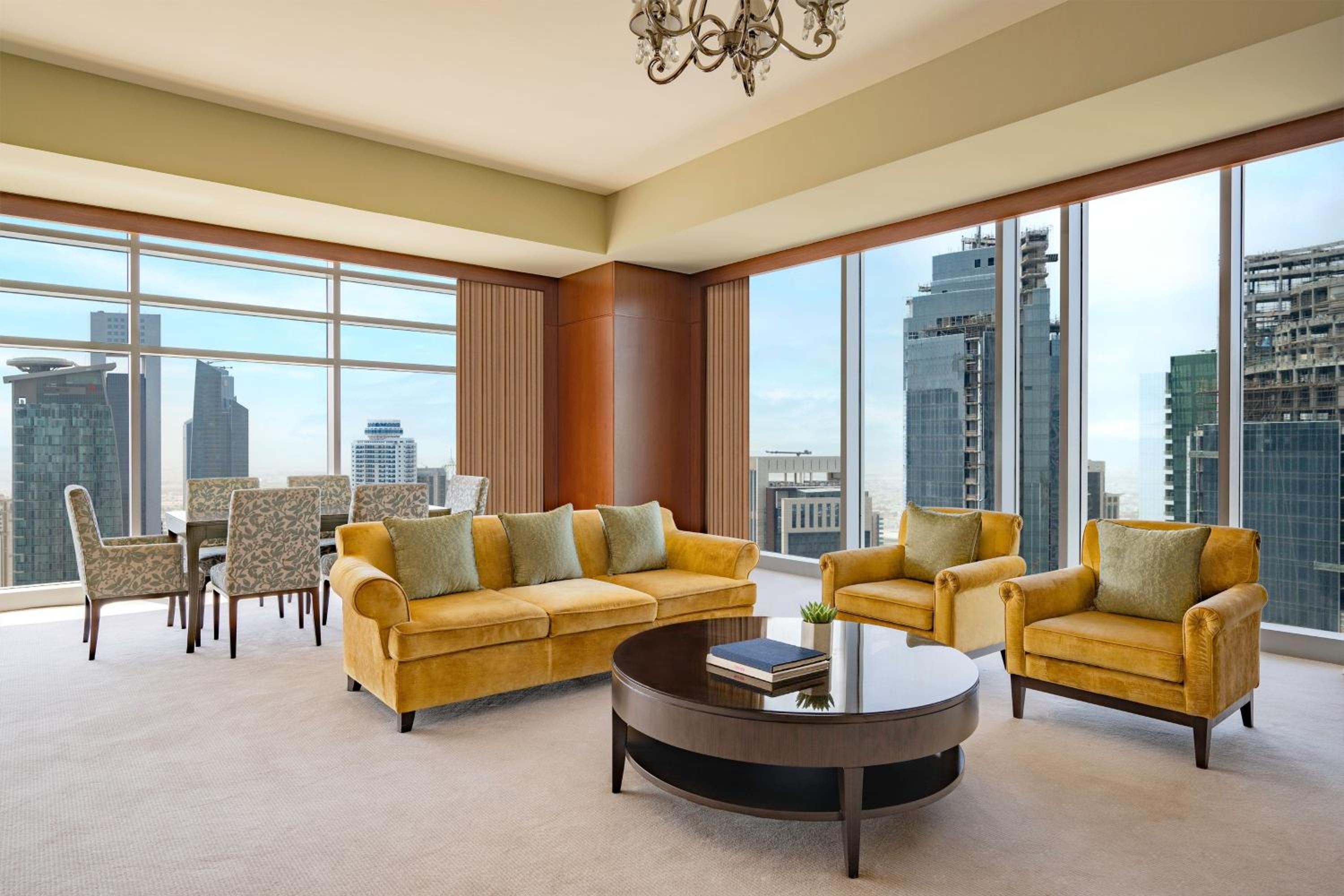 JW Suite, Executive Lounge Access, 1 Bedroom Suite, 1 King, High Floor - Photo 3