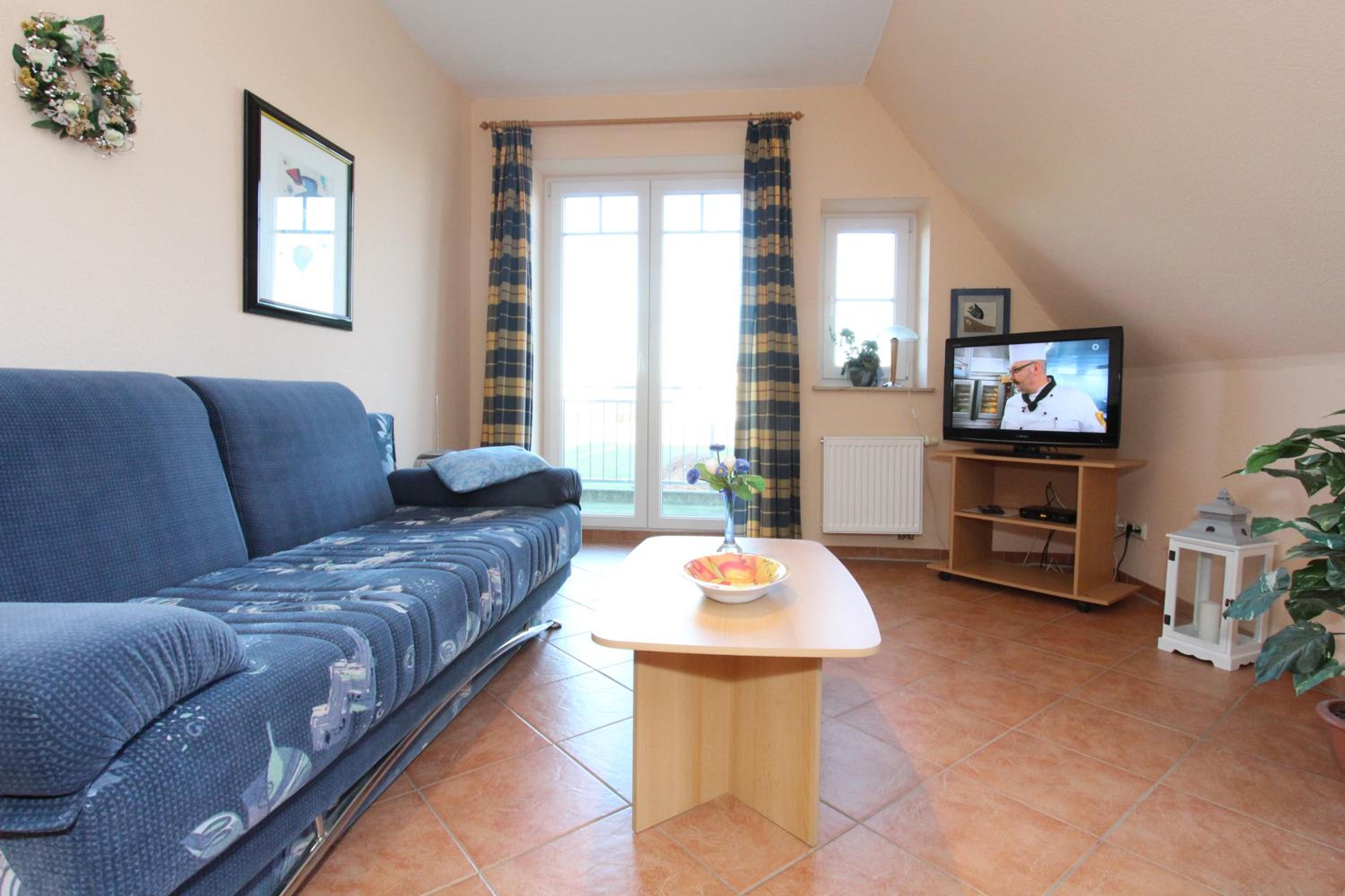 Apartment with separate Bedroom and Balcony 1 "Arosa 5" photo 3