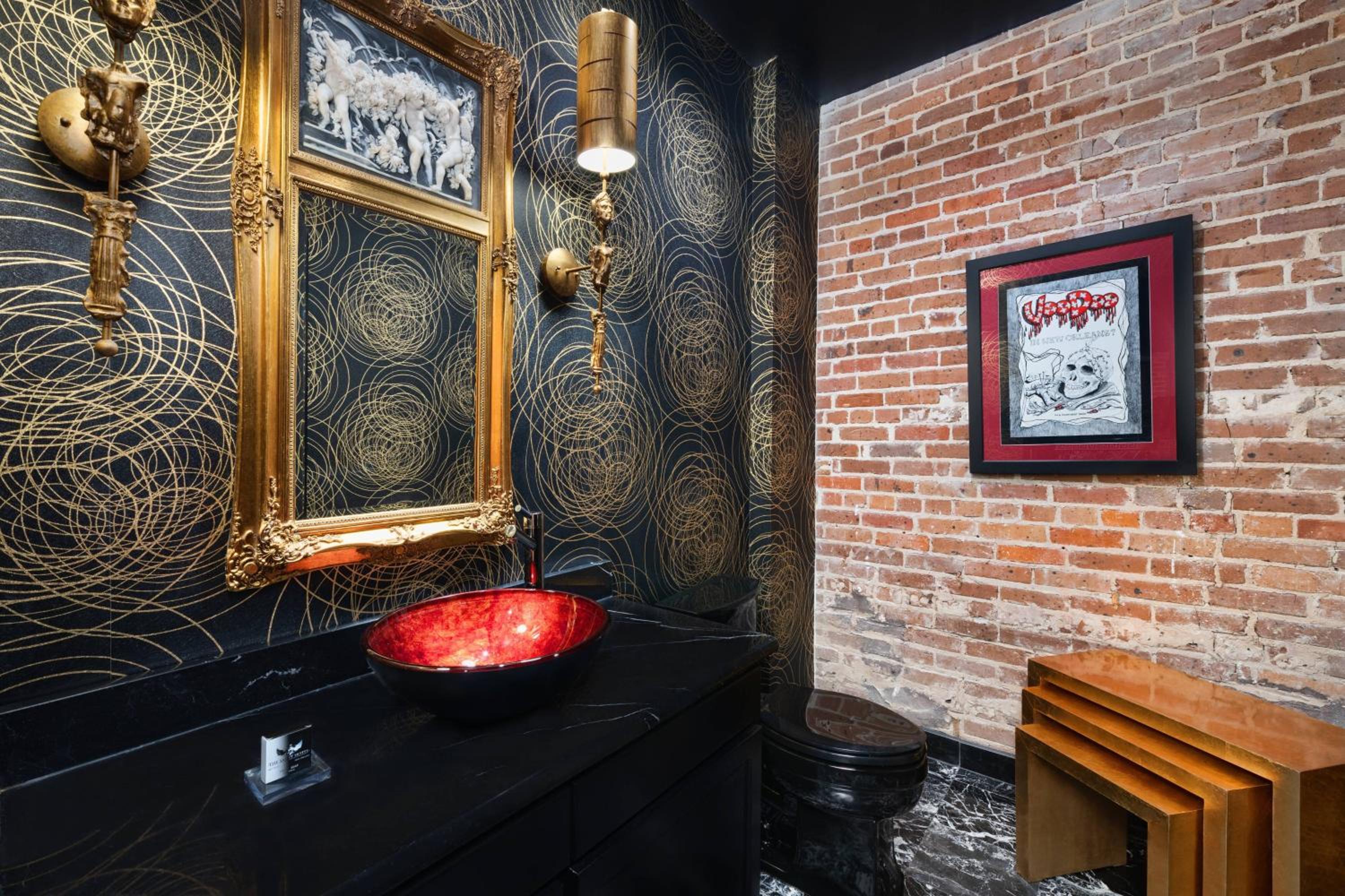 Two-Bedroom Presidential Suite photo 2