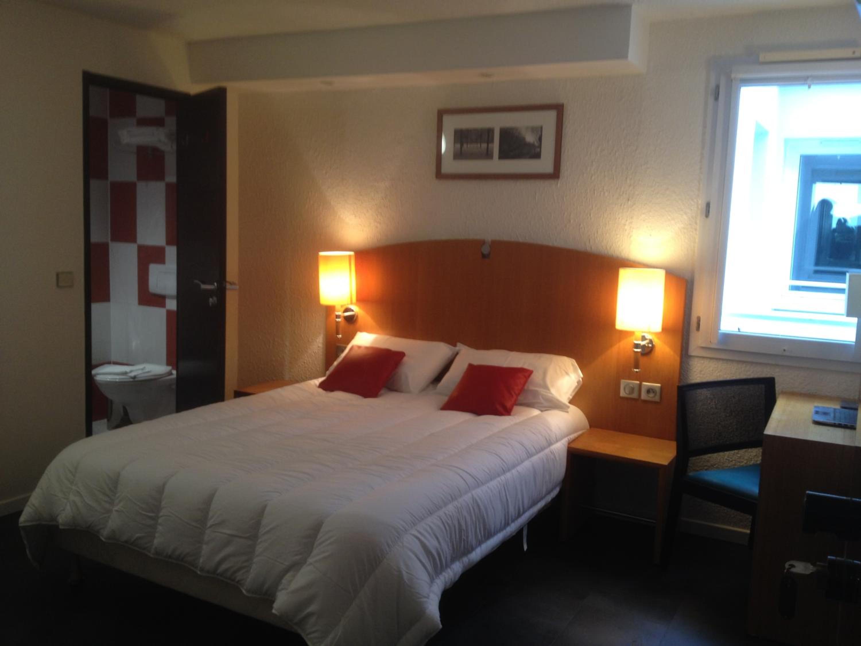 Single Room photo 3