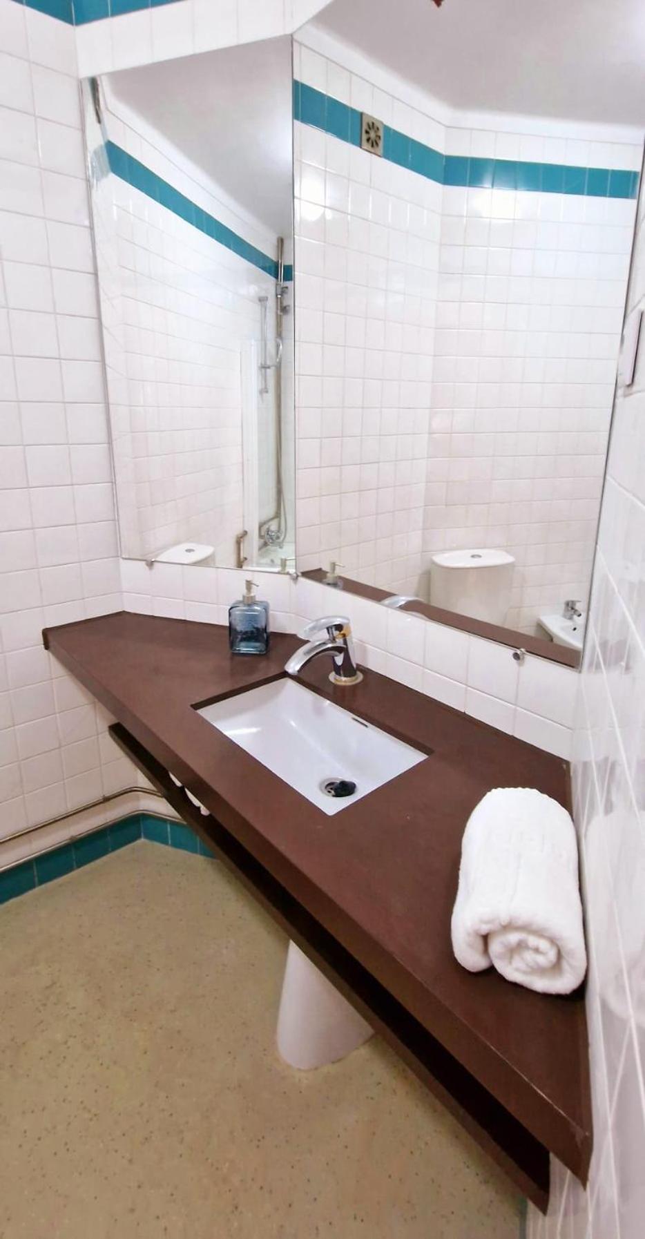 Standard Twin Room with Sea View photo 2