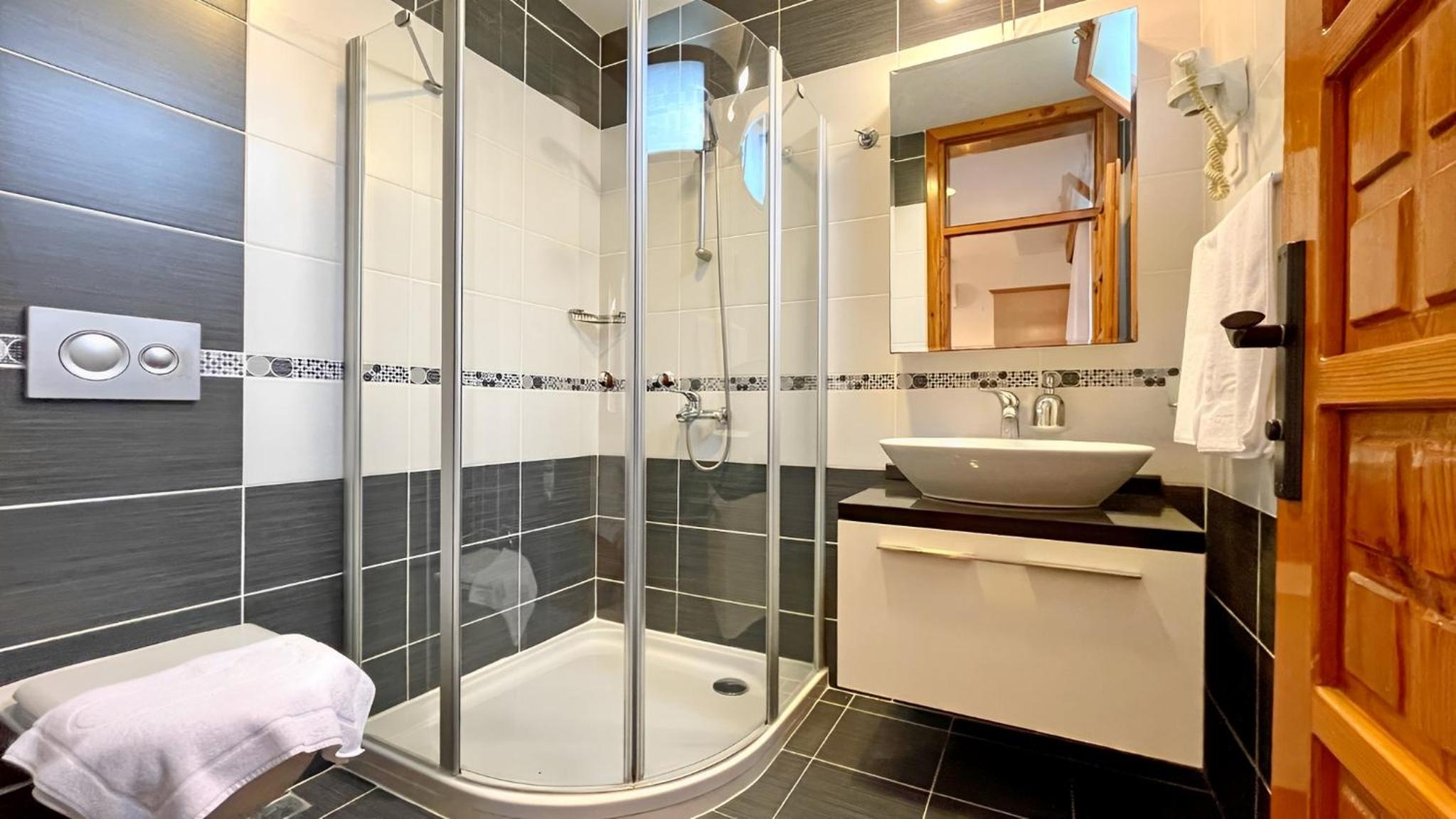 Standard Single Room photo 3