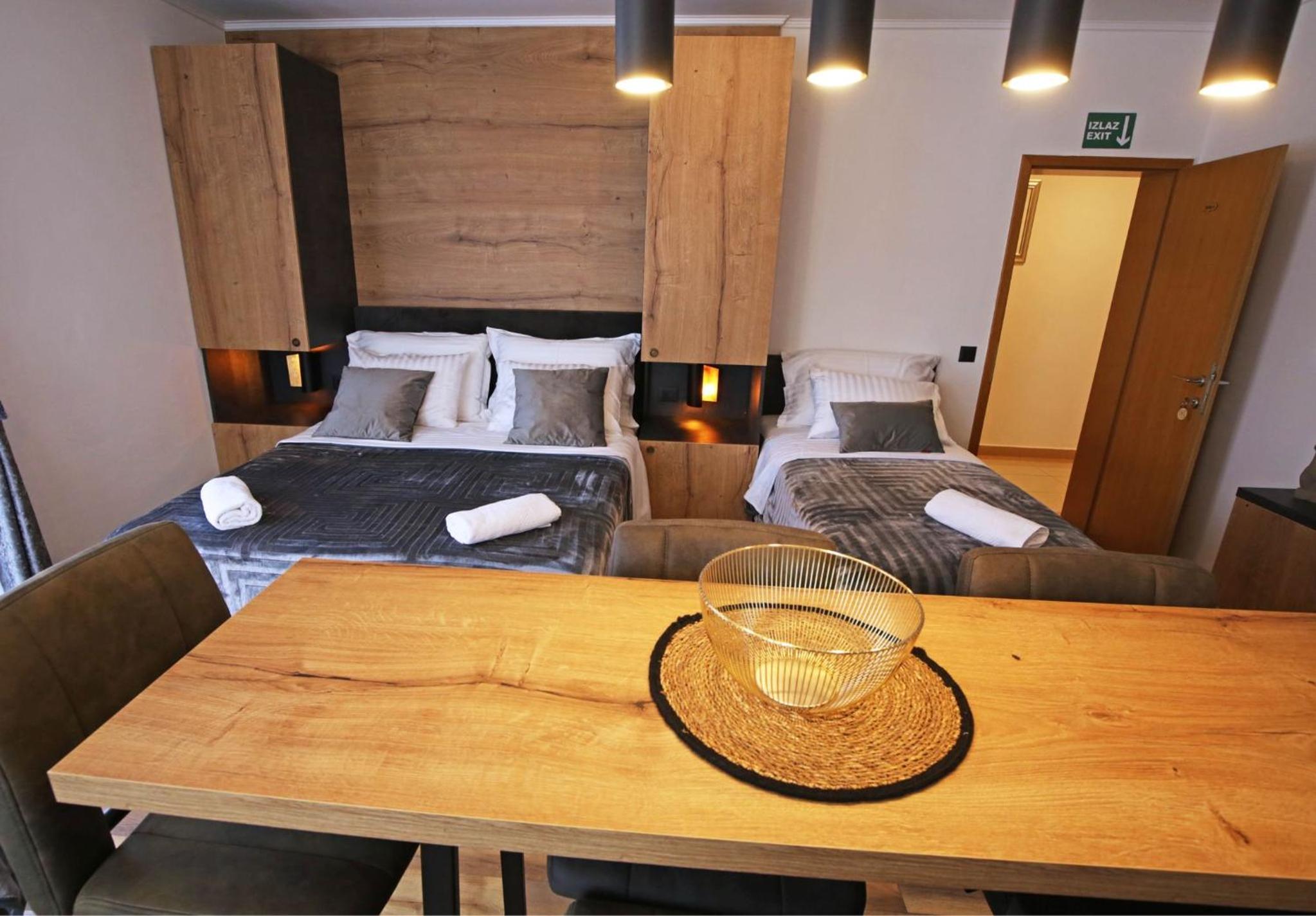 Studio (4 Adults) - Photo 4