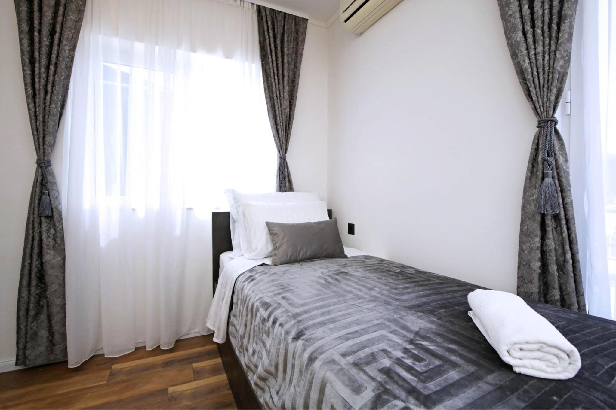 Studio (4 Adults) - Photo 5