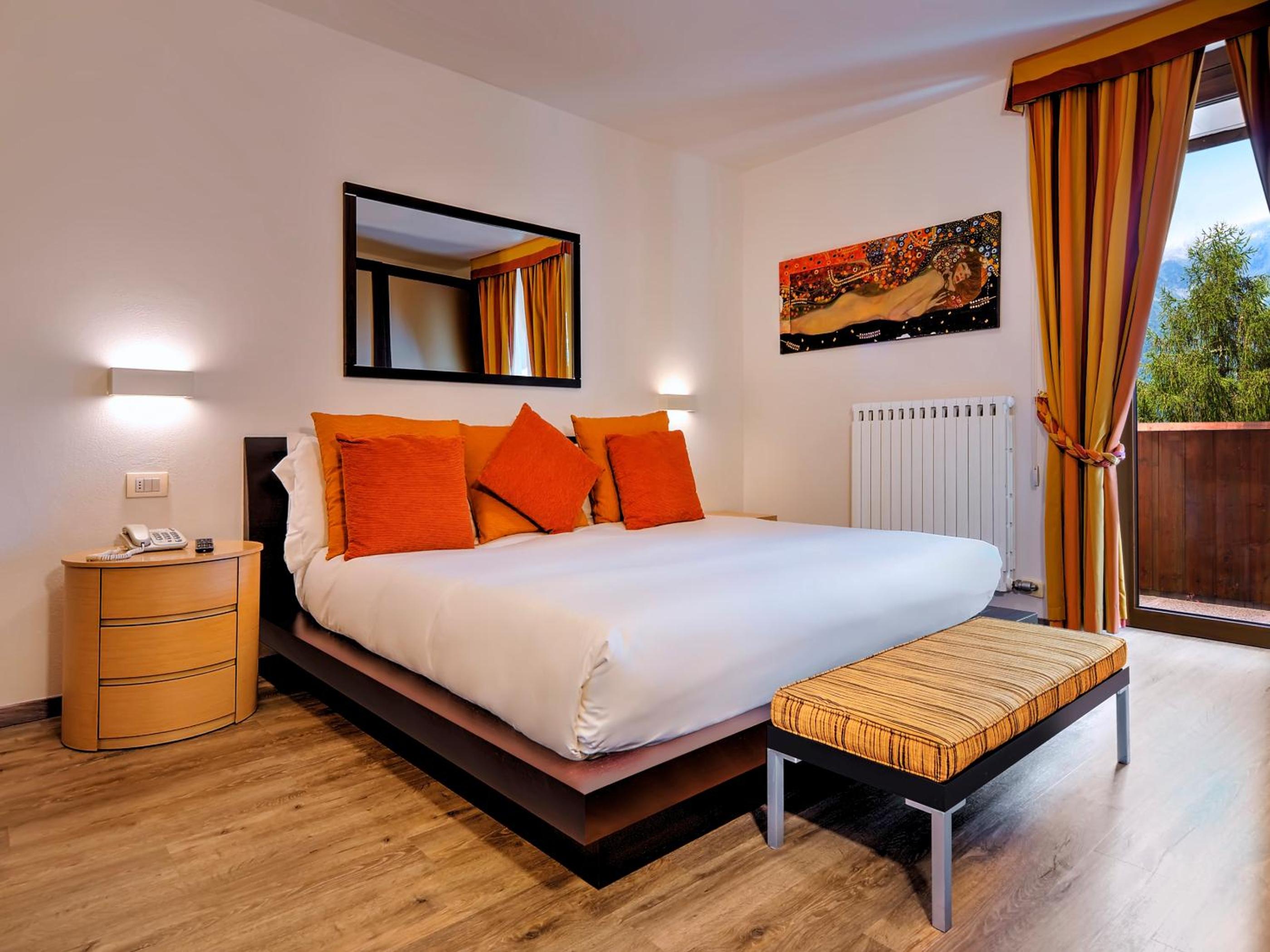 Suite (2 Adults) - Photo 1