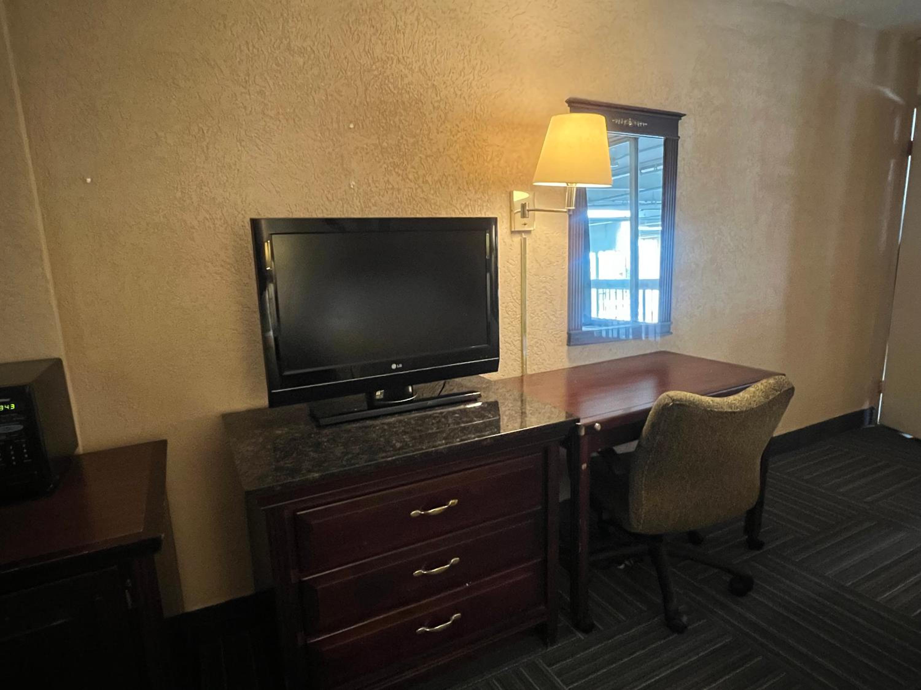 Double Room with Two Double Beds - Non-Smoking
