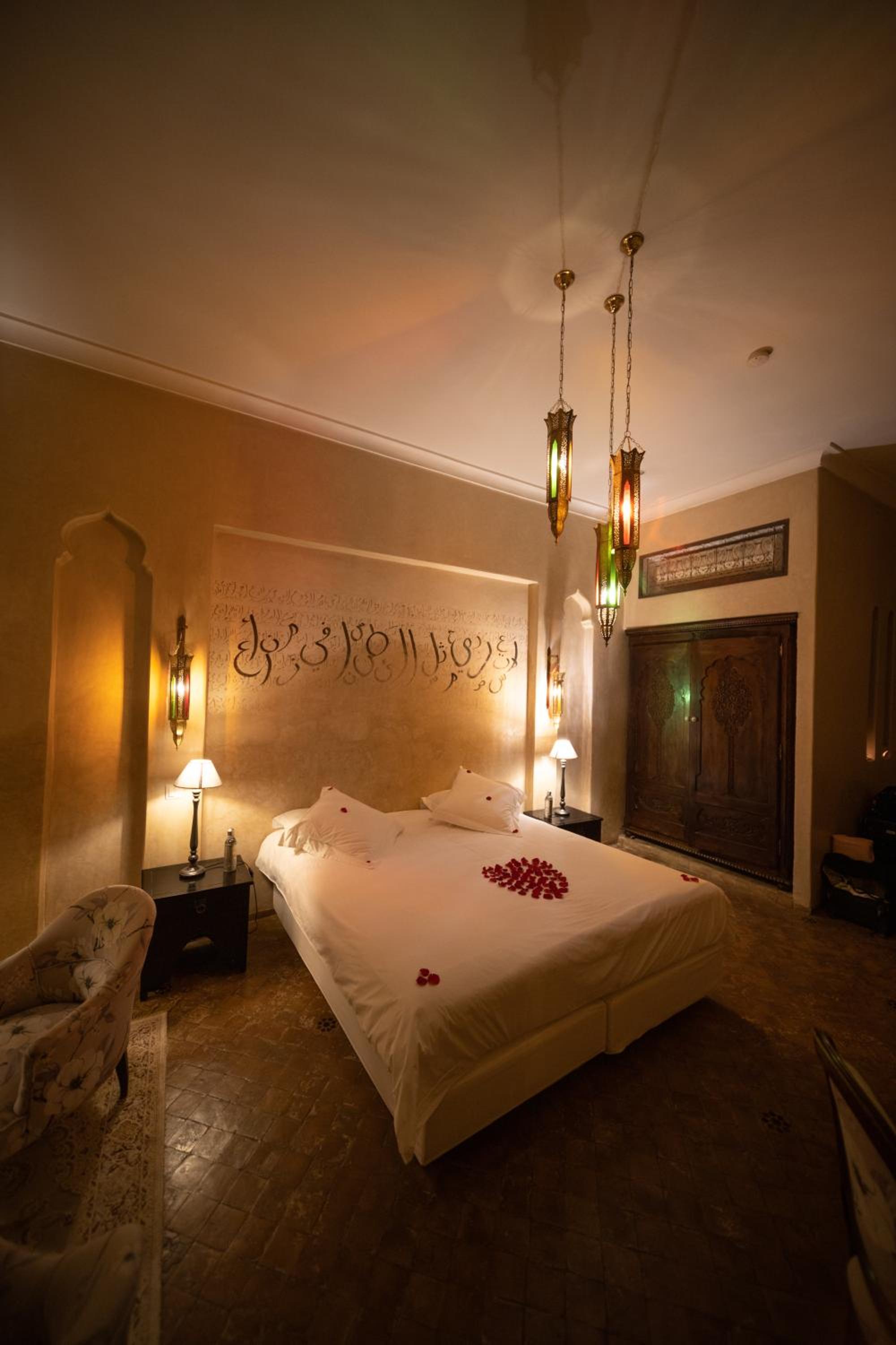 Junior Suite (2 Adults) - Photo 14