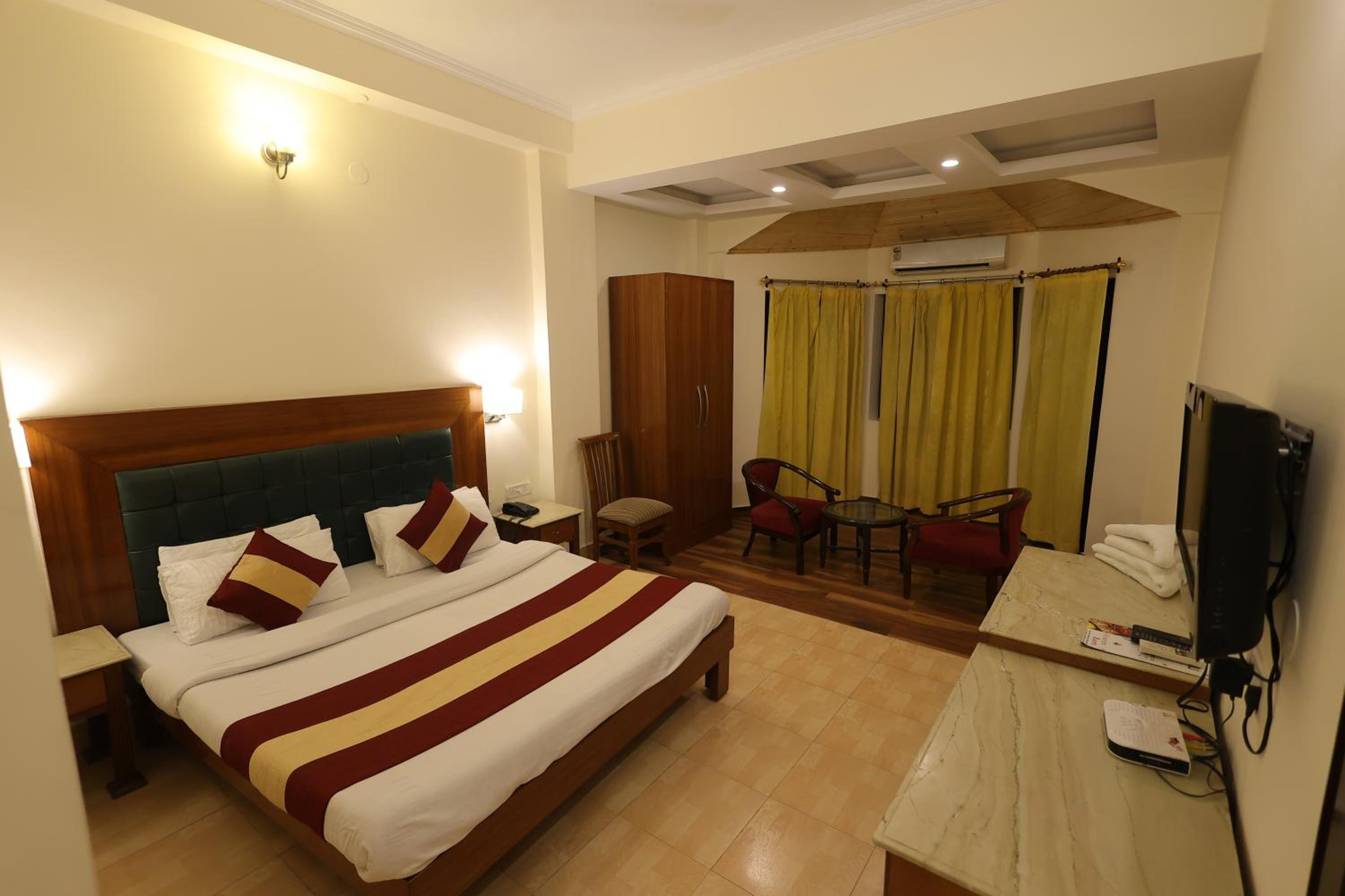 Deluxe Double Room photo 3