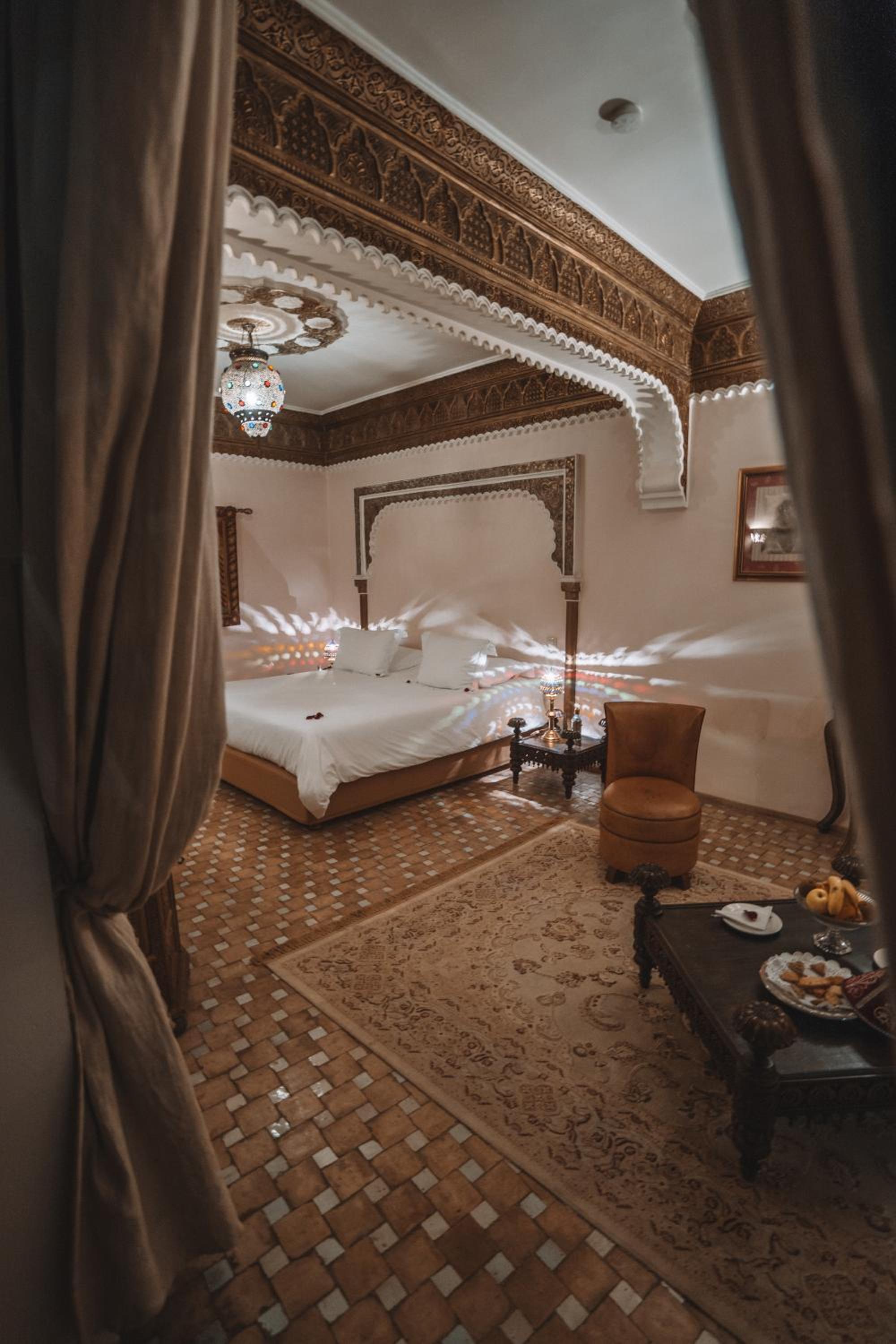 Junior Suite (2 Adults) - Photo 1