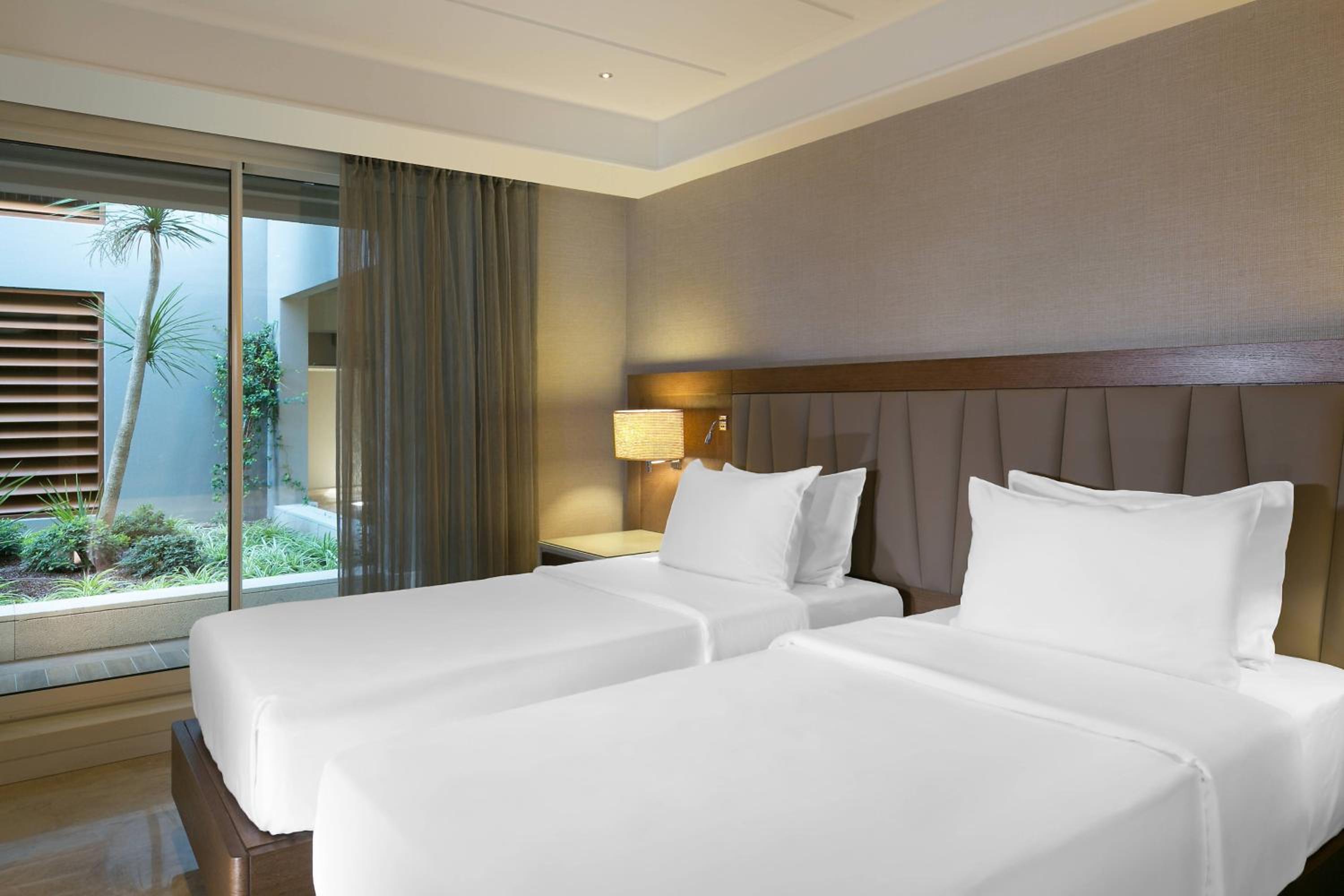 Two Bedroom Suite, 2 Bedroom Suite, Sea view, Balcony