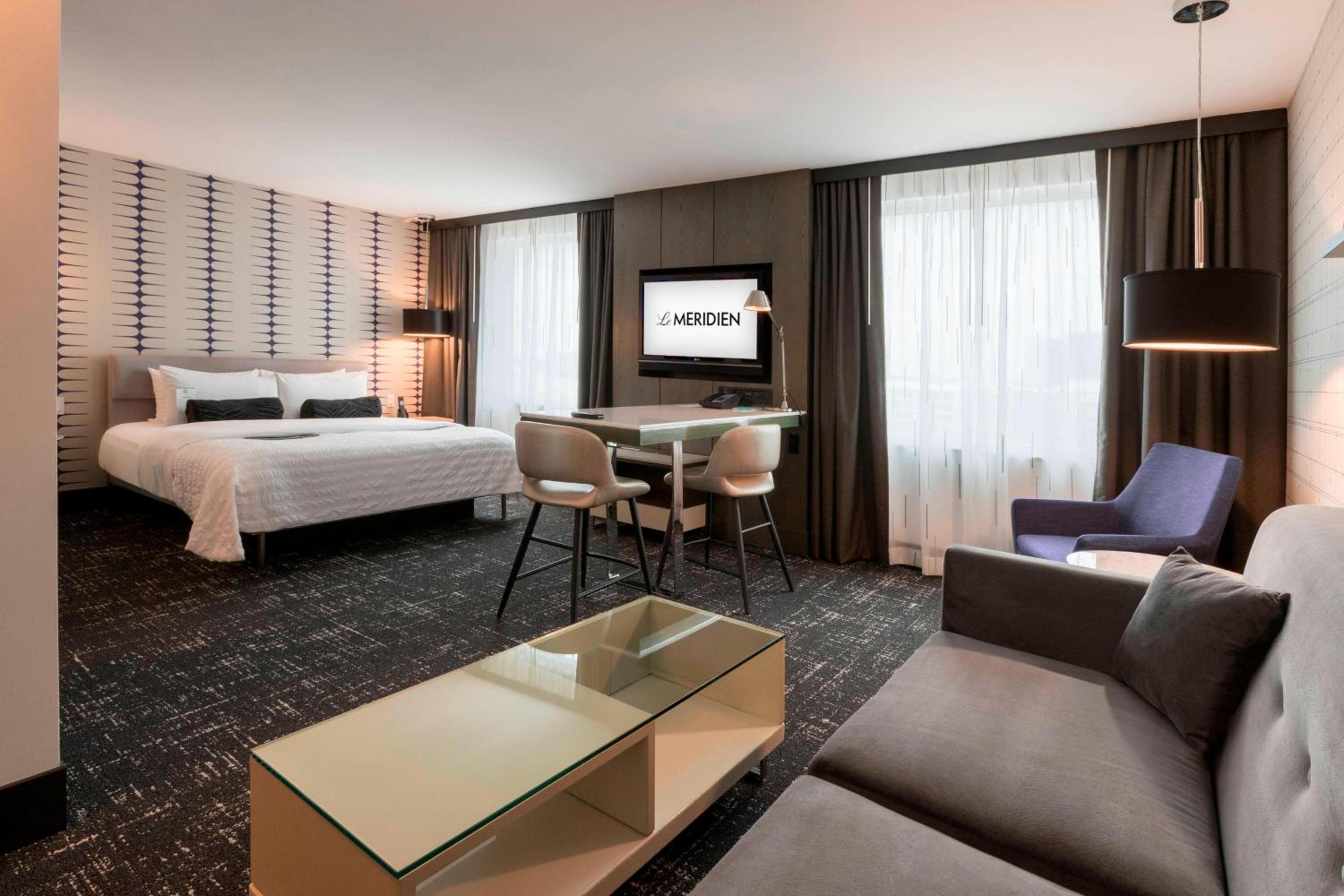 Executive Suite, 1 King