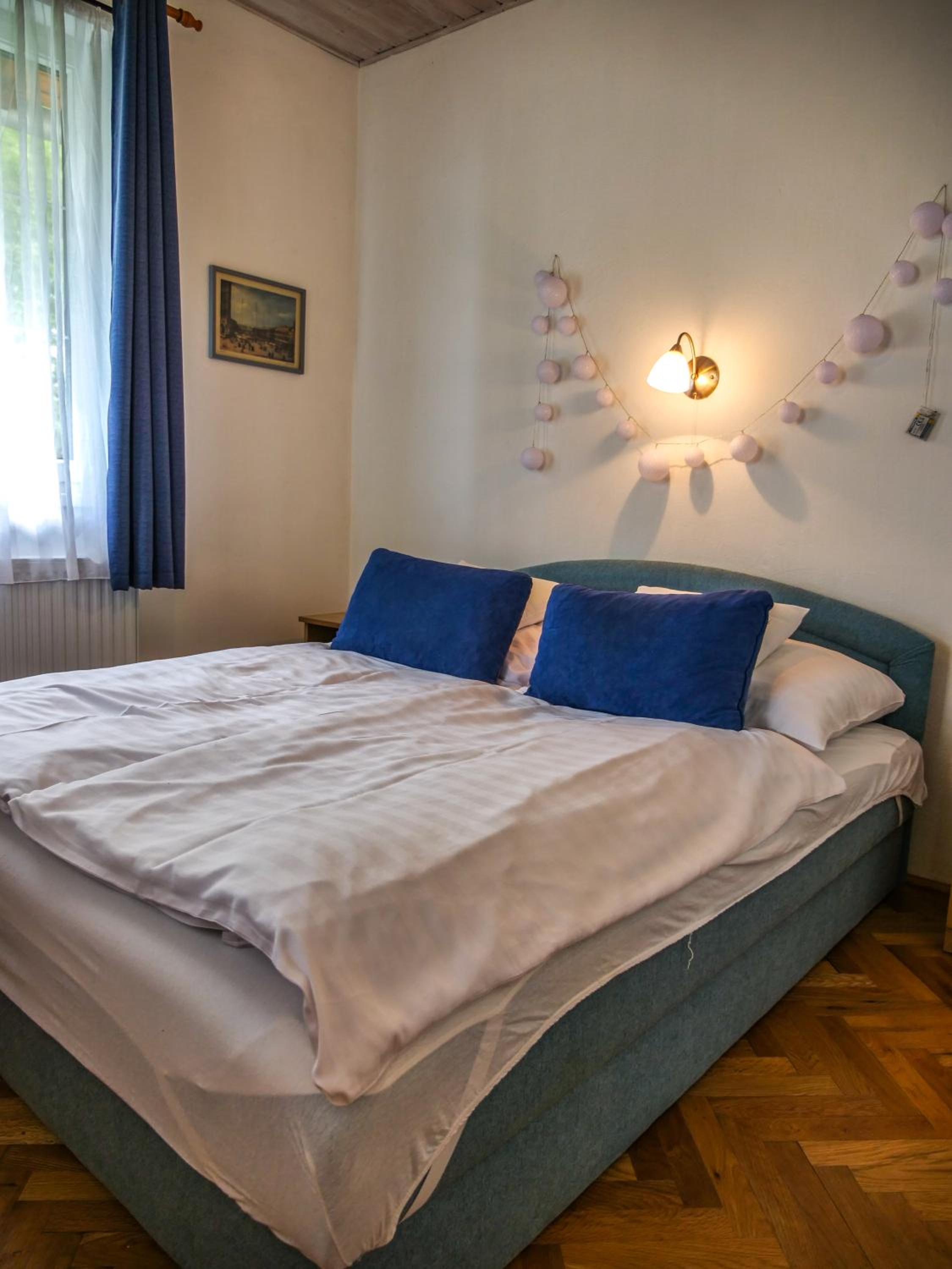 Apartment with Lake View photo 1
