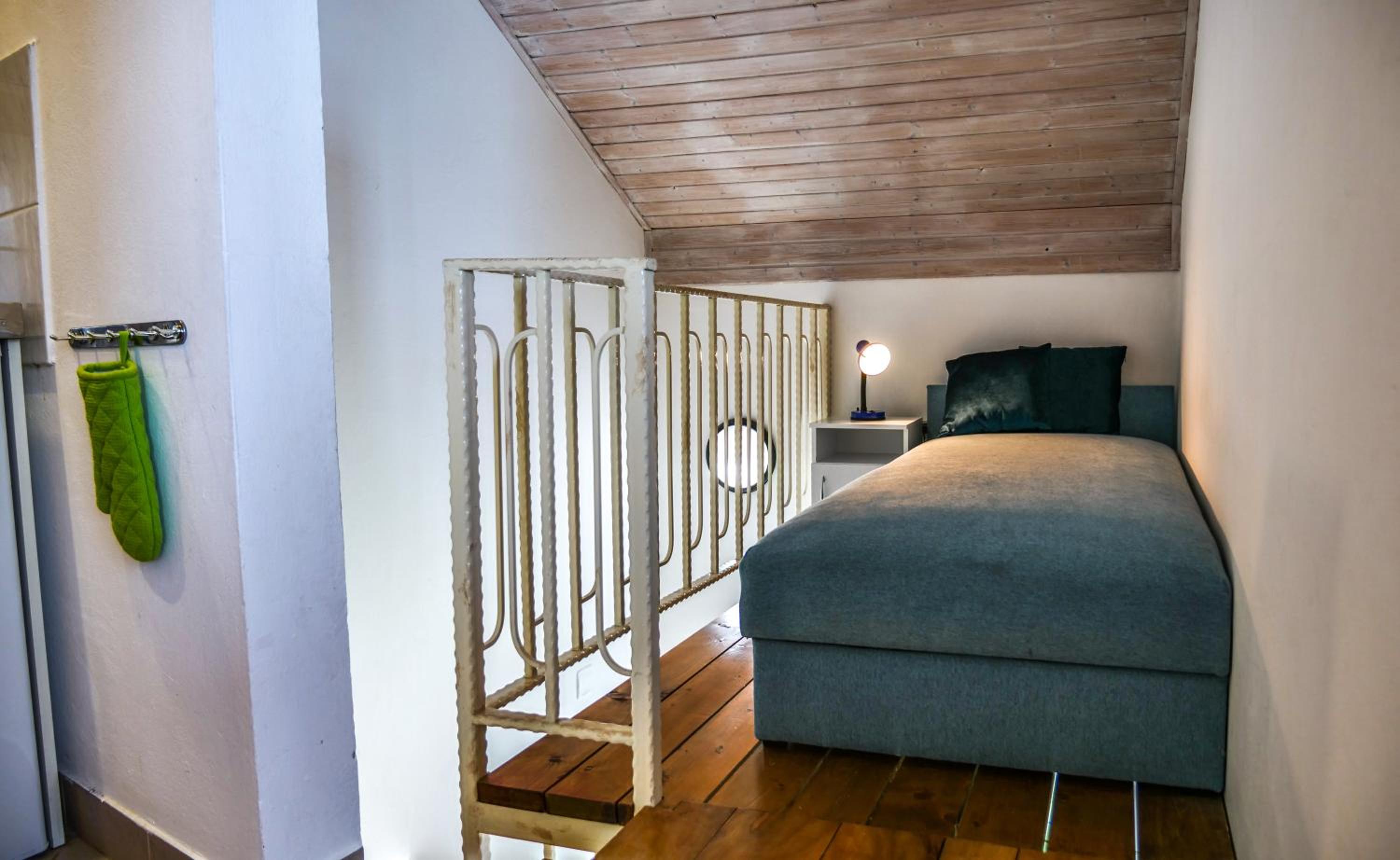 Apartment with Lake View photo 3