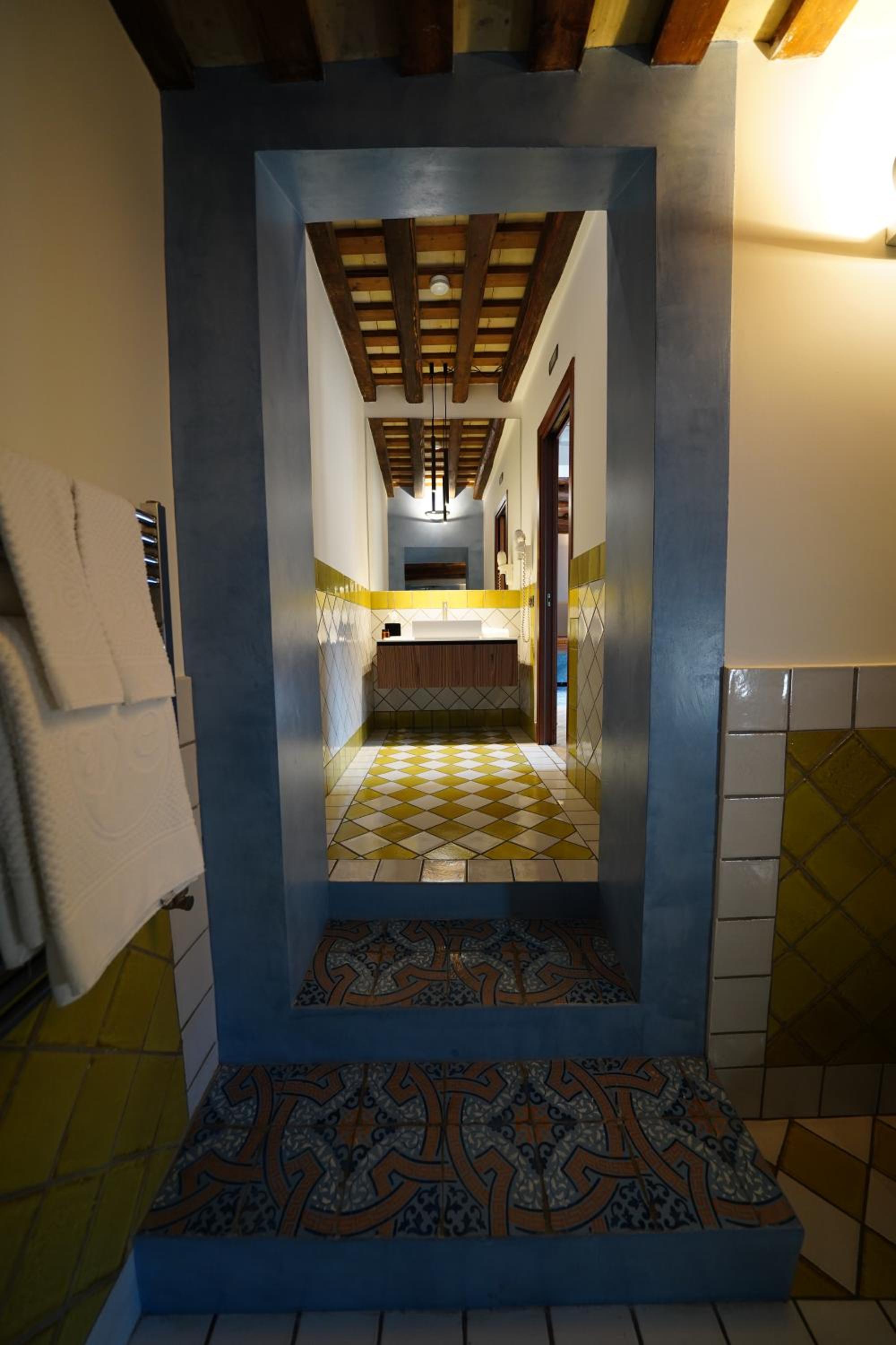 King Suite photo 2