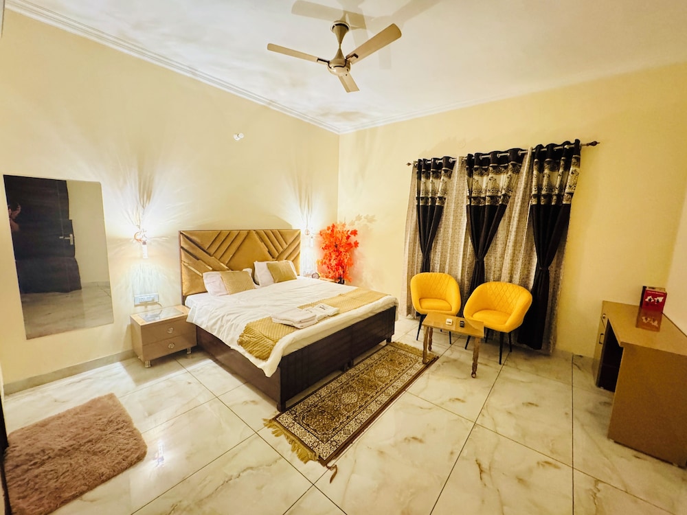 Superior Double Room, Balcony