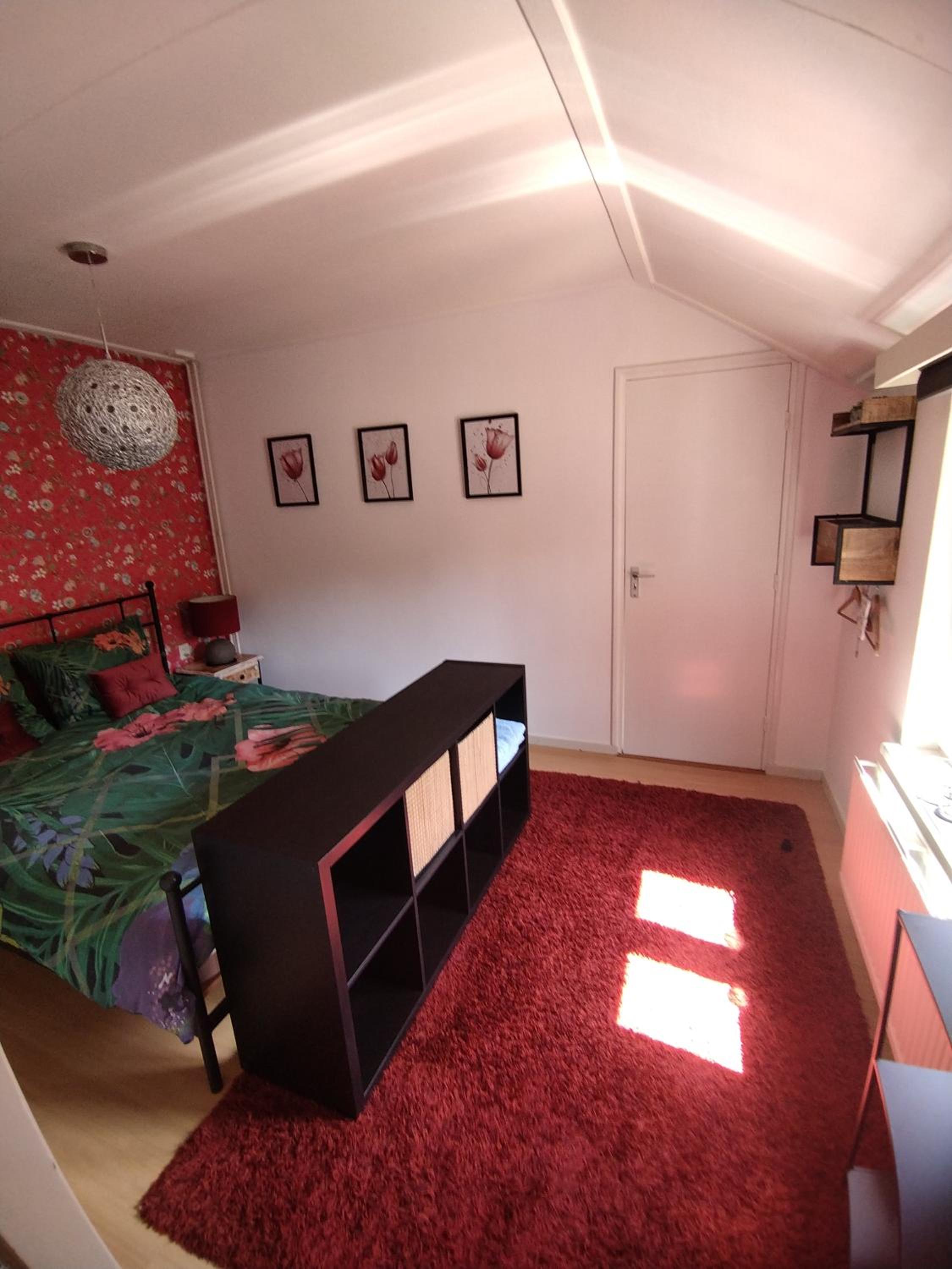 Three-Bedroom Apartment photo 1