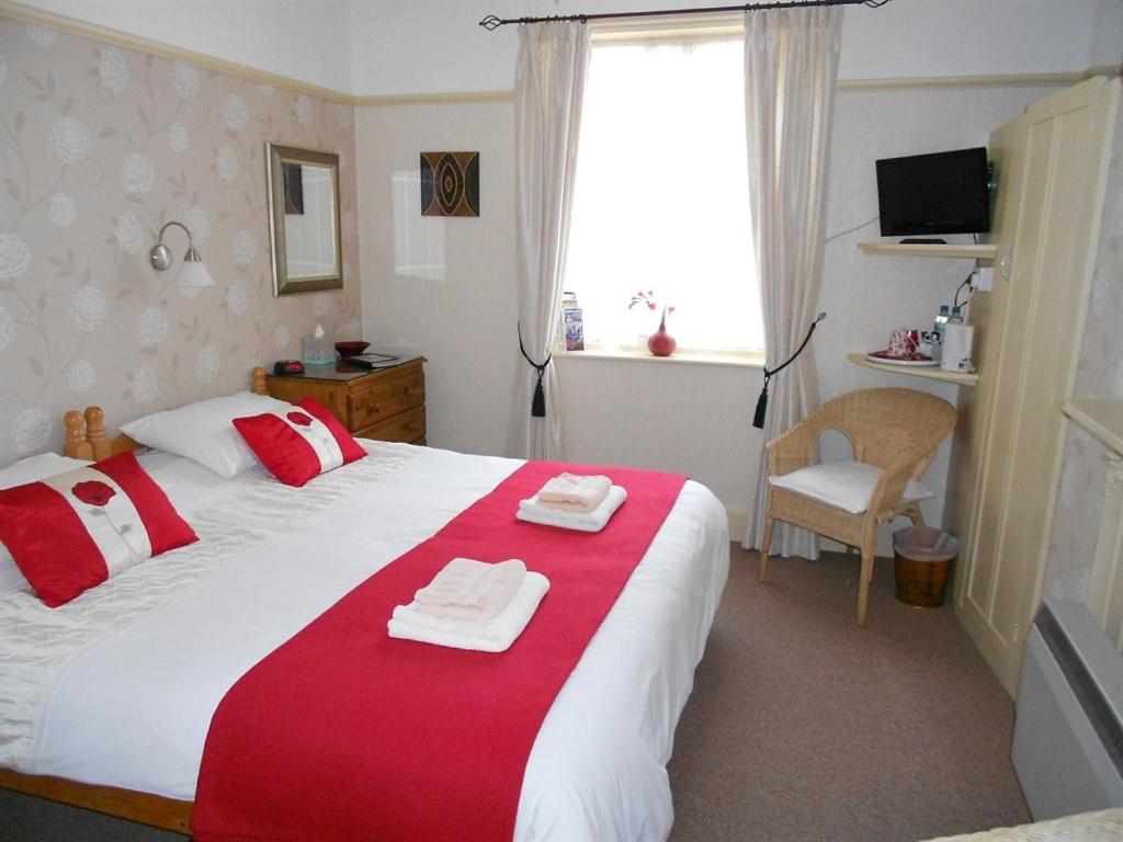 Twin Room With Shower photo 1